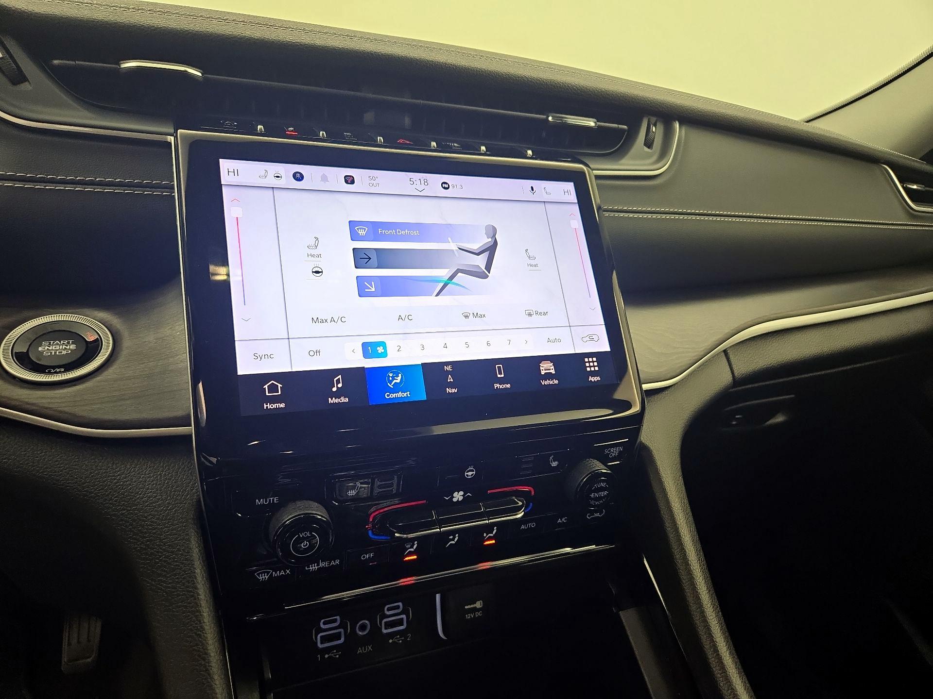 Thumbnail: 2023 Jeep Grand Cherokee - 17