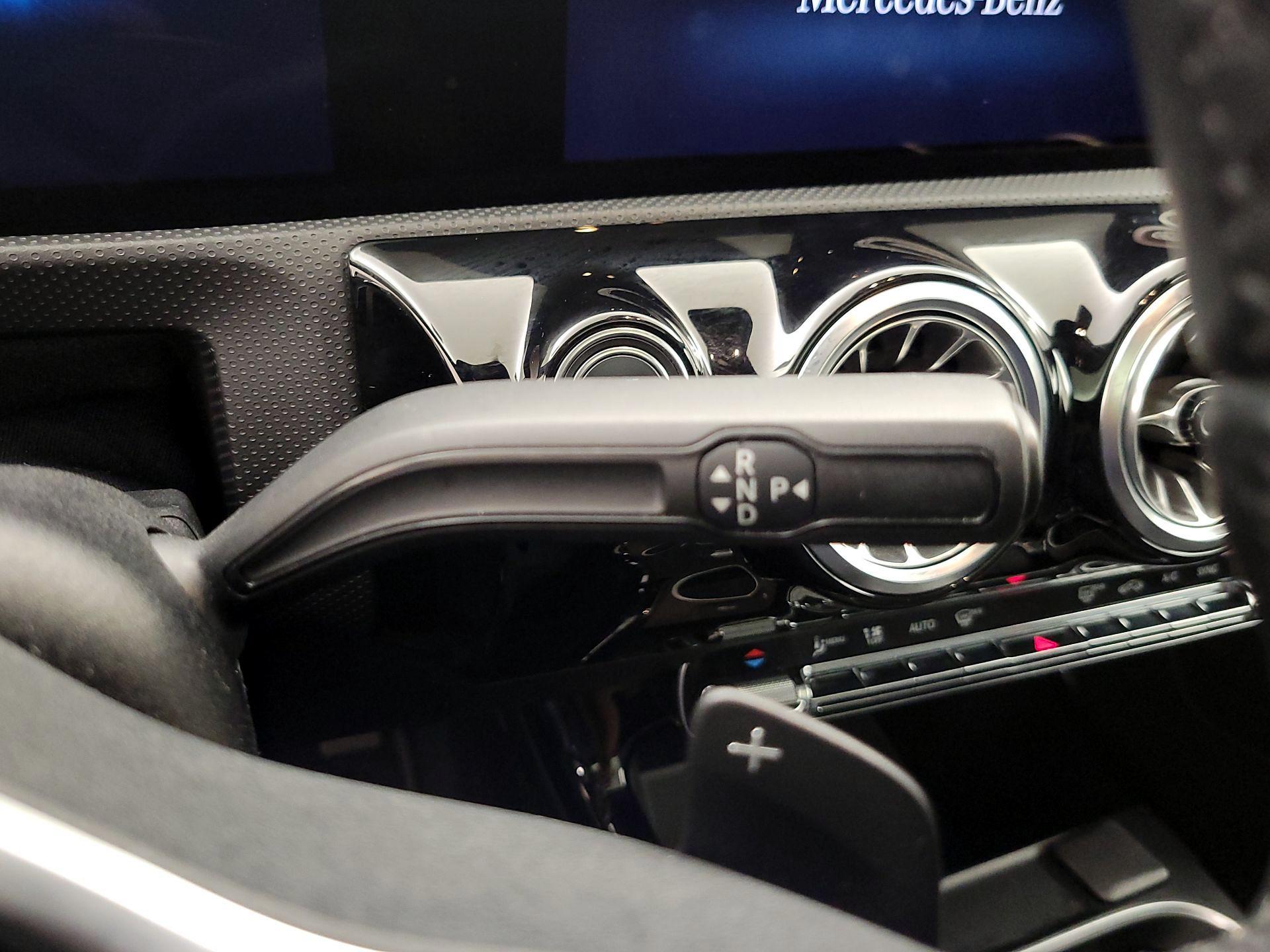 Thumbnail: 2022 Mercedes-Benz A-Class - 18