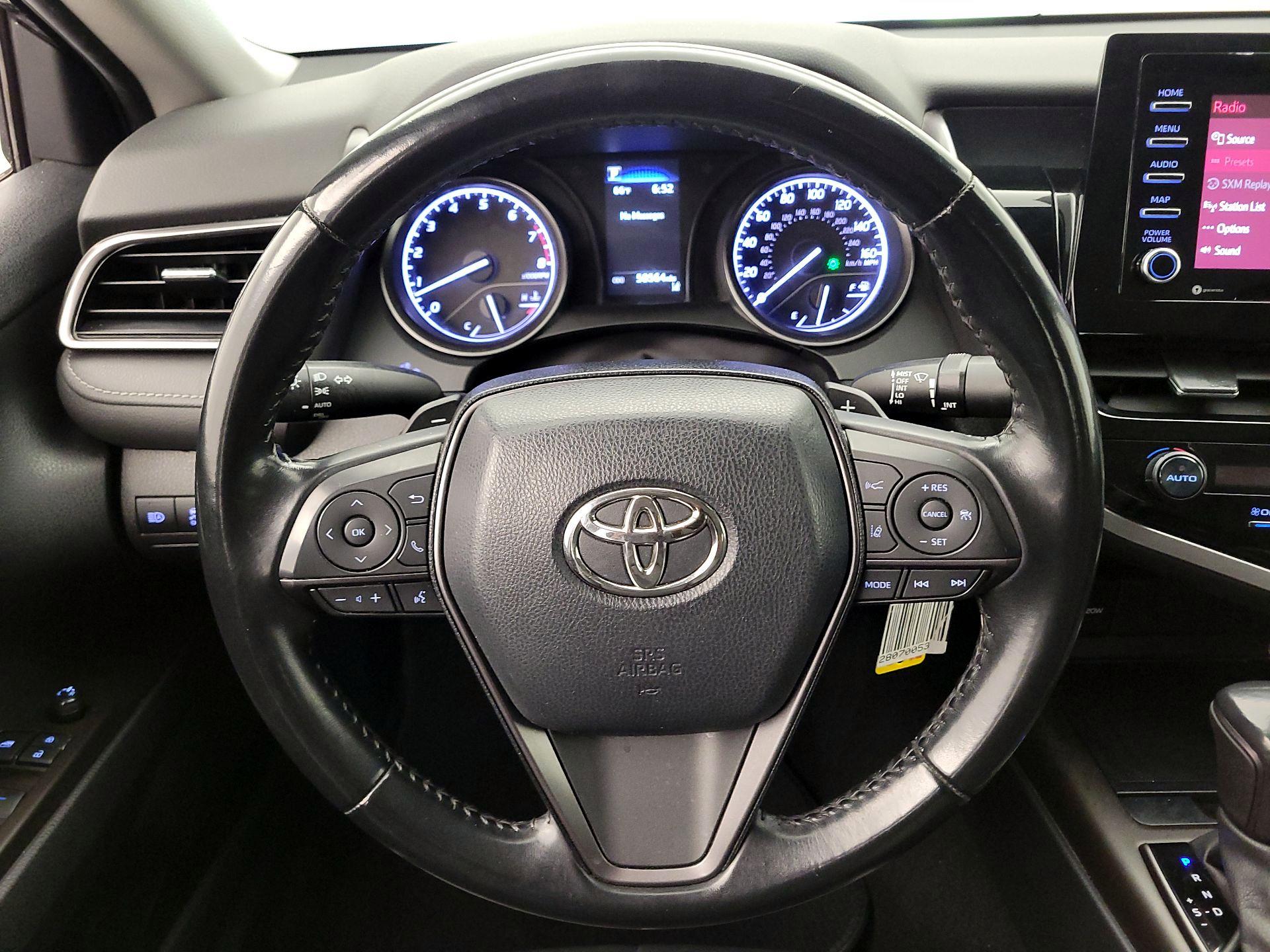 Thumbnail: 2021 Toyota Camry - 10