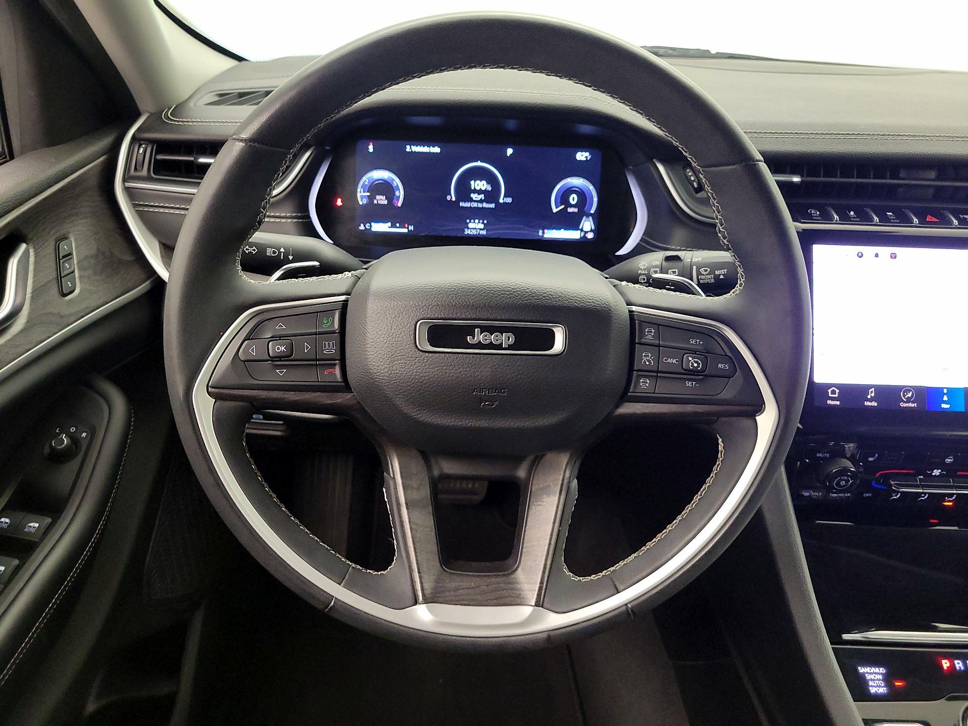 Thumbnail: 2023 Jeep Grand Cherokee - 10