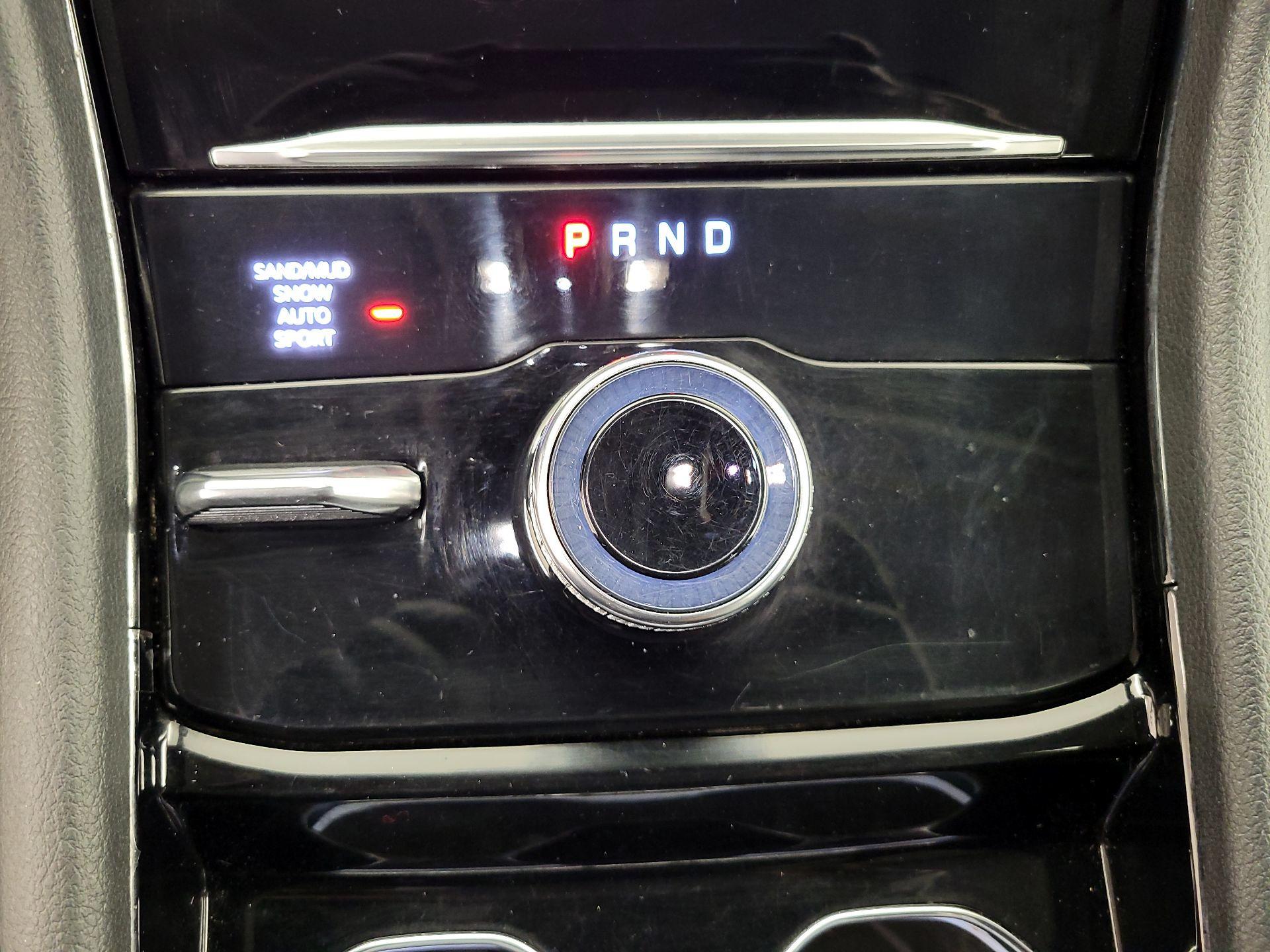 Thumbnail: 2023 Jeep Grand Cherokee - 17