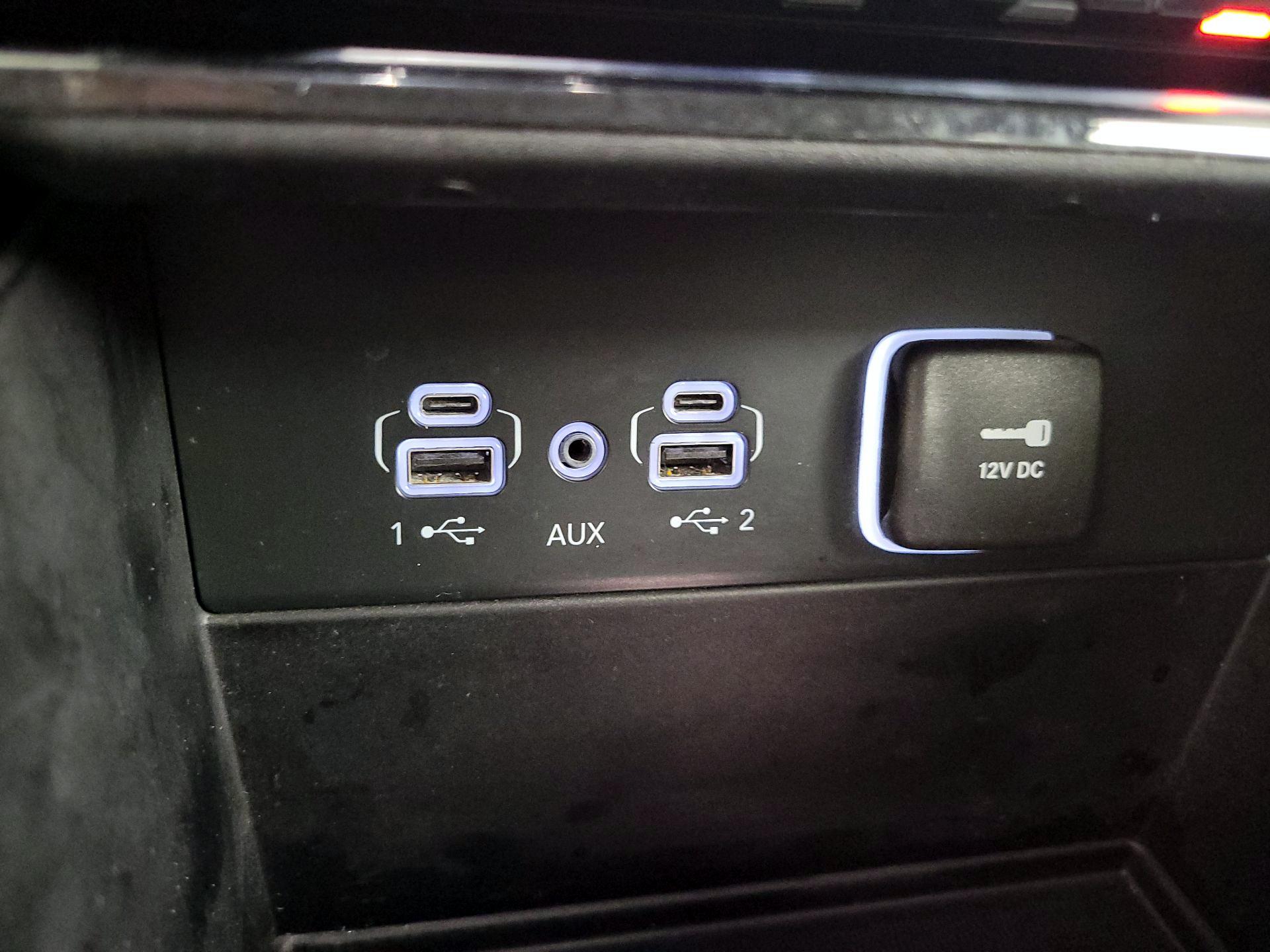 Thumbnail: 2023 Jeep Grand Cherokee - 18