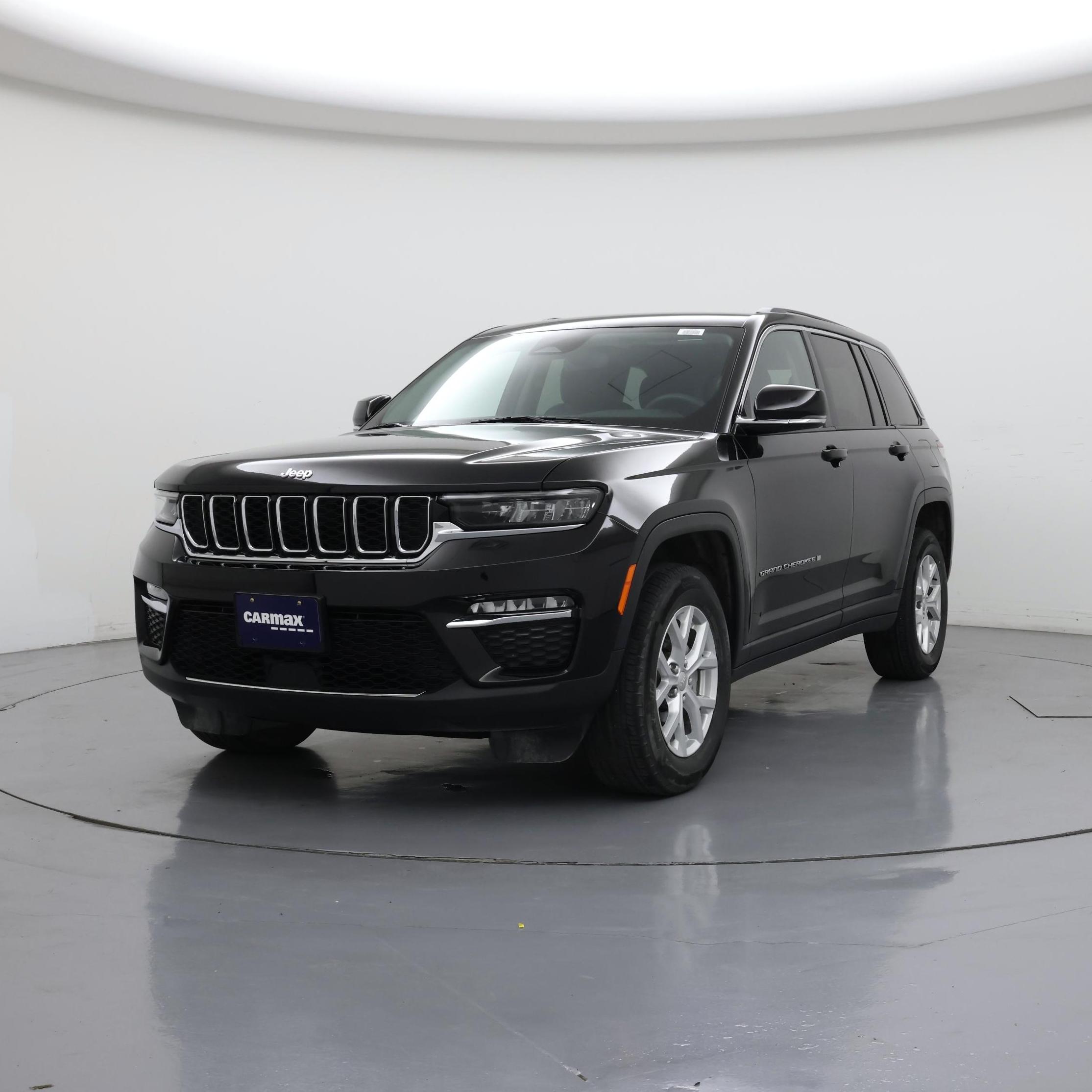 Thumbnail: 2023 Jeep Grand Cherokee - 4