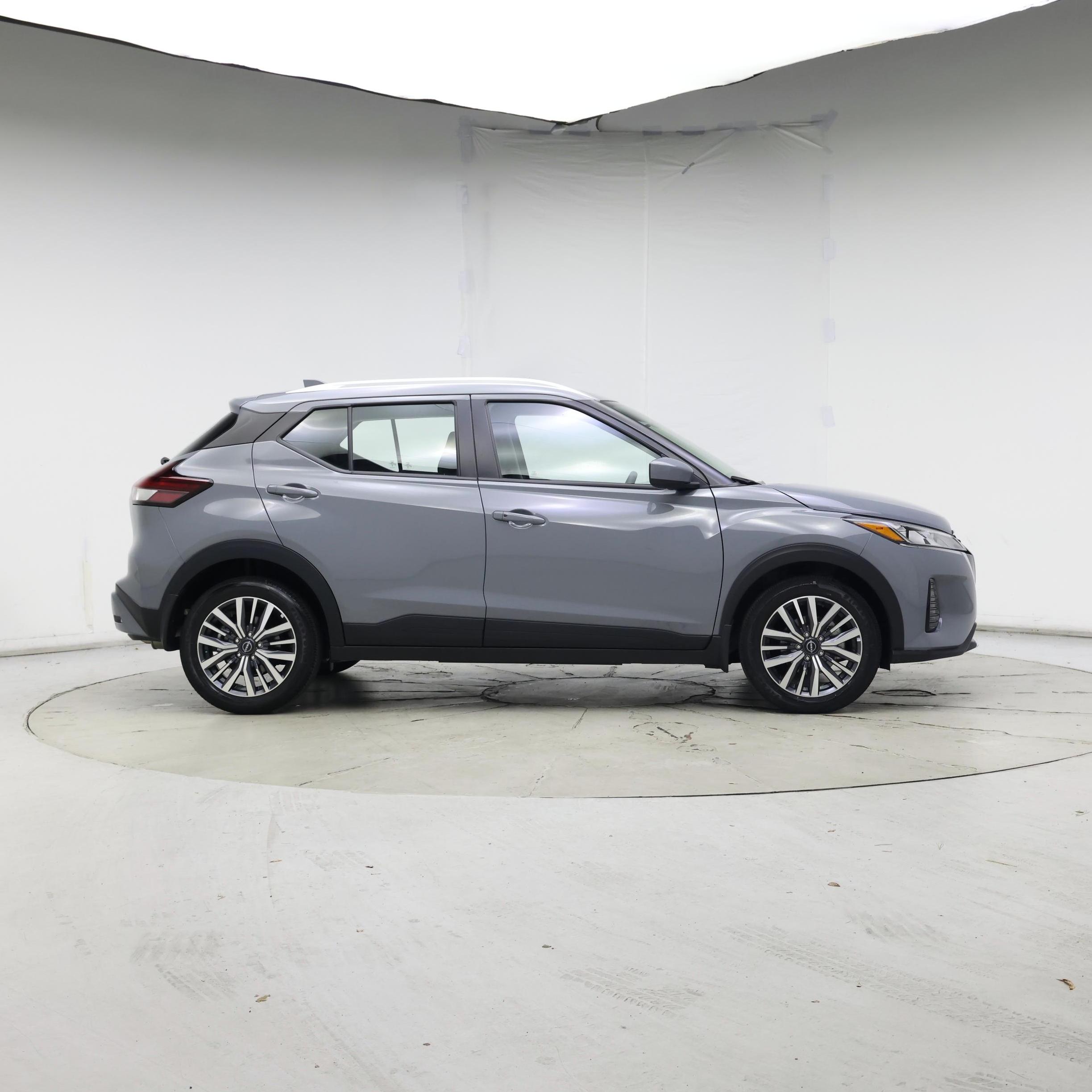 Thumbnail: 2024 Nissan Kicks - 7