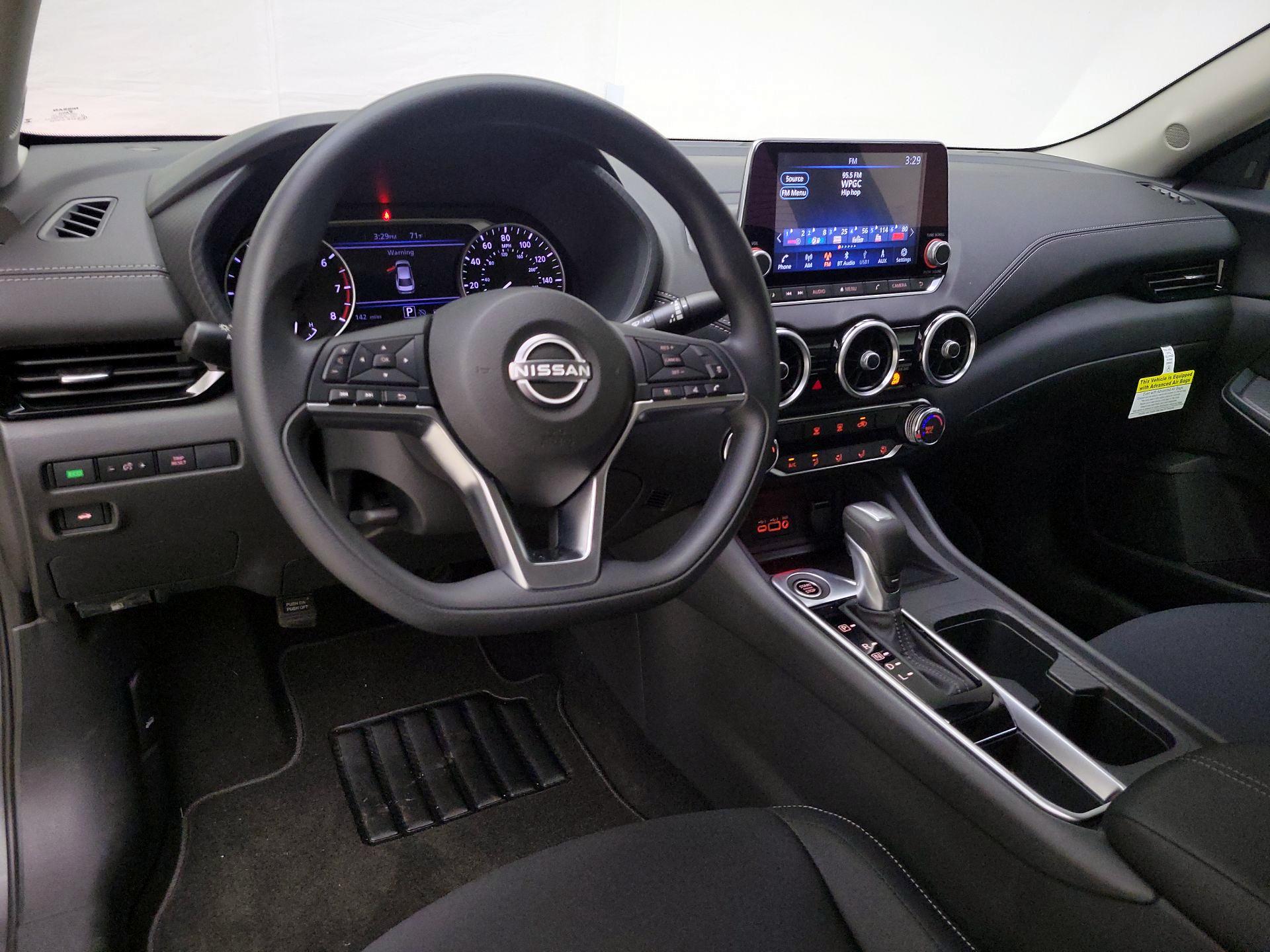 Thumbnail: 2025 Nissan Sentra - 9