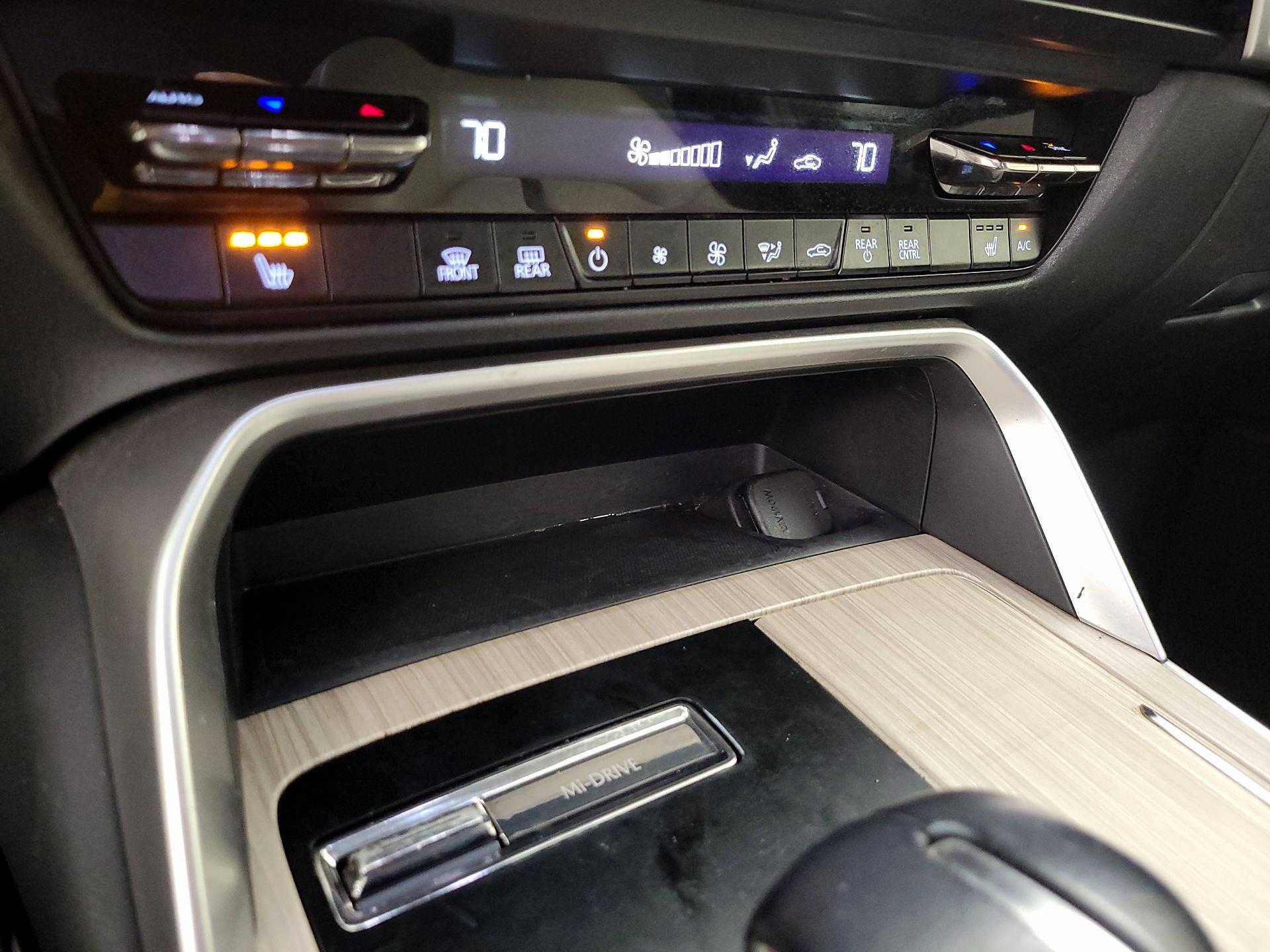 Thumbnail: 2024 Mazda CX-90 - 16