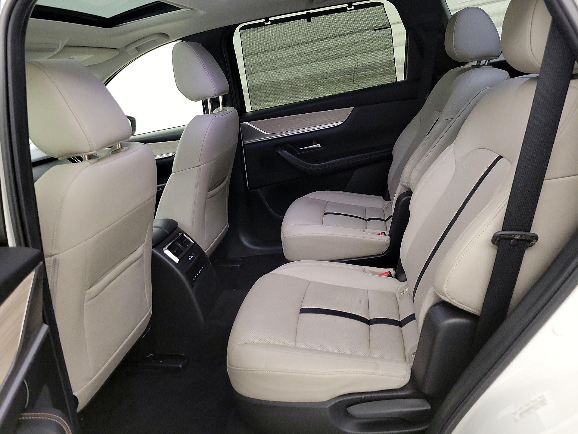 Thumbnail: 2024 Mazda CX-90 - 20