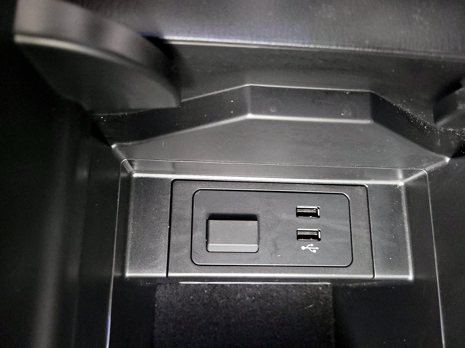 Thumbnail: 2022 Mazda CX-9 - 18