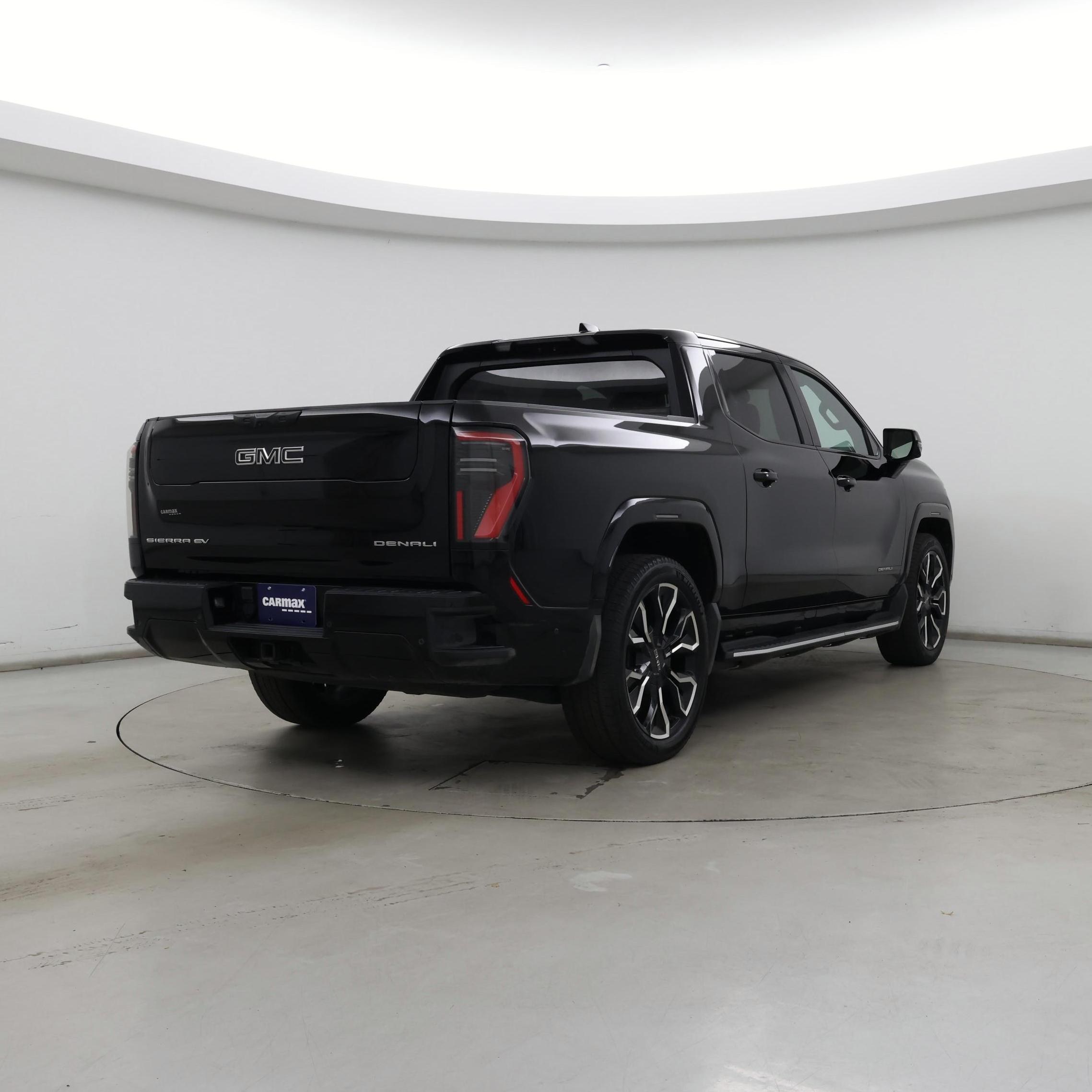 Thumbnail: 2025 GMC Sierra EV - 8