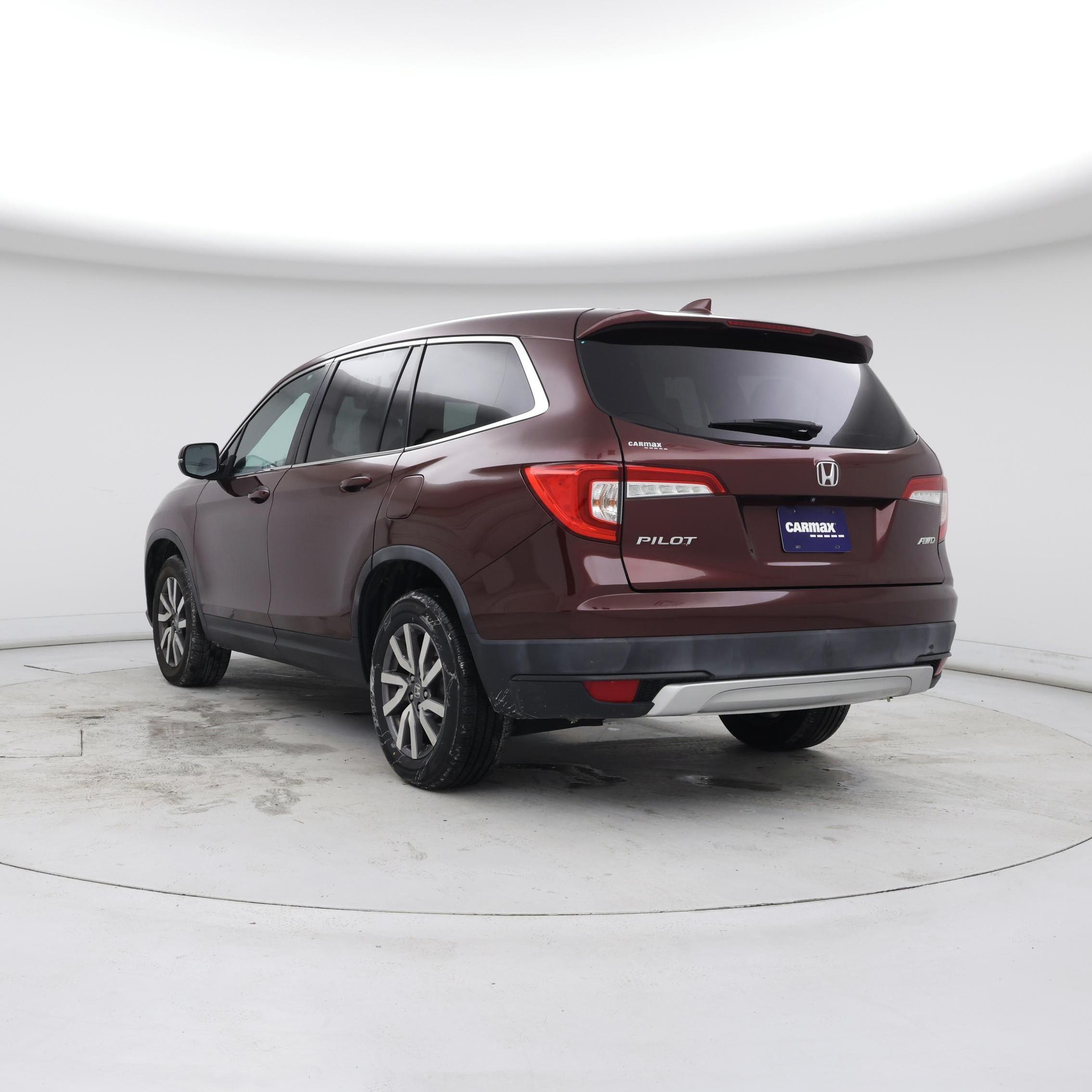 Thumbnail: 2019 Honda Pilot - 2