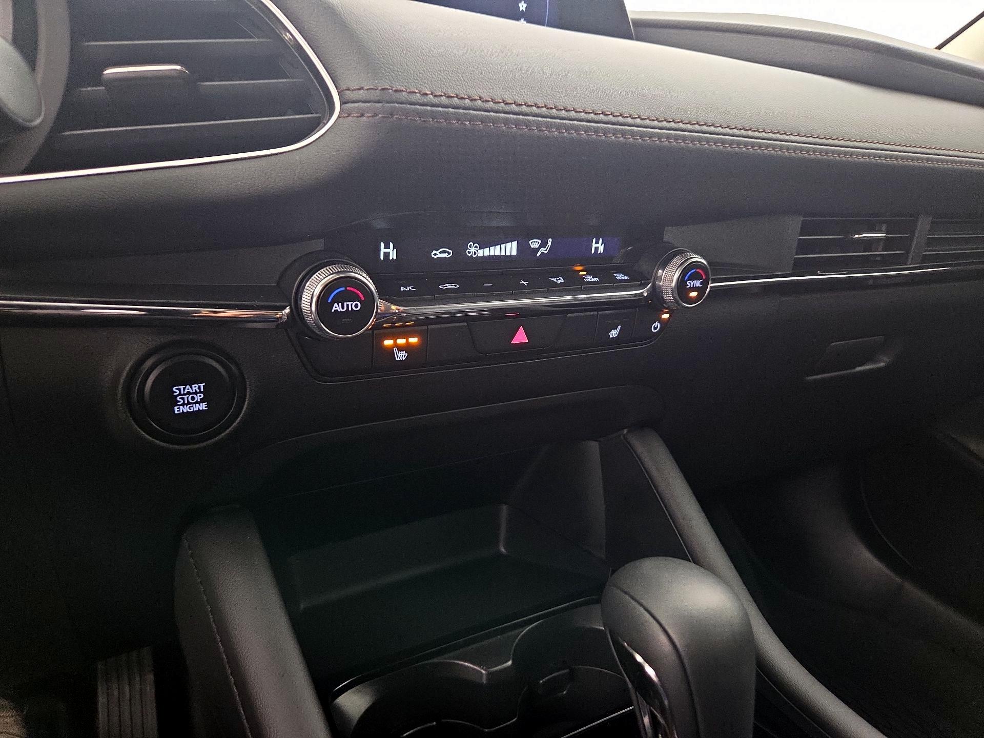 Thumbnail: 2025 Mazda Mazda3 - 16