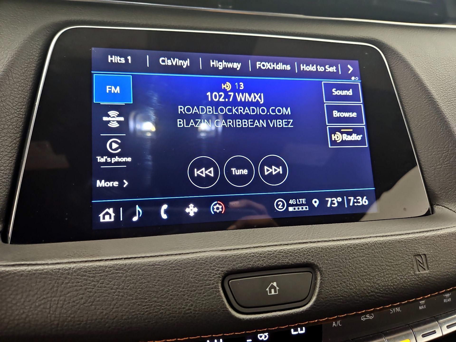 Thumbnail: 2021 Cadillac XT4 - 15