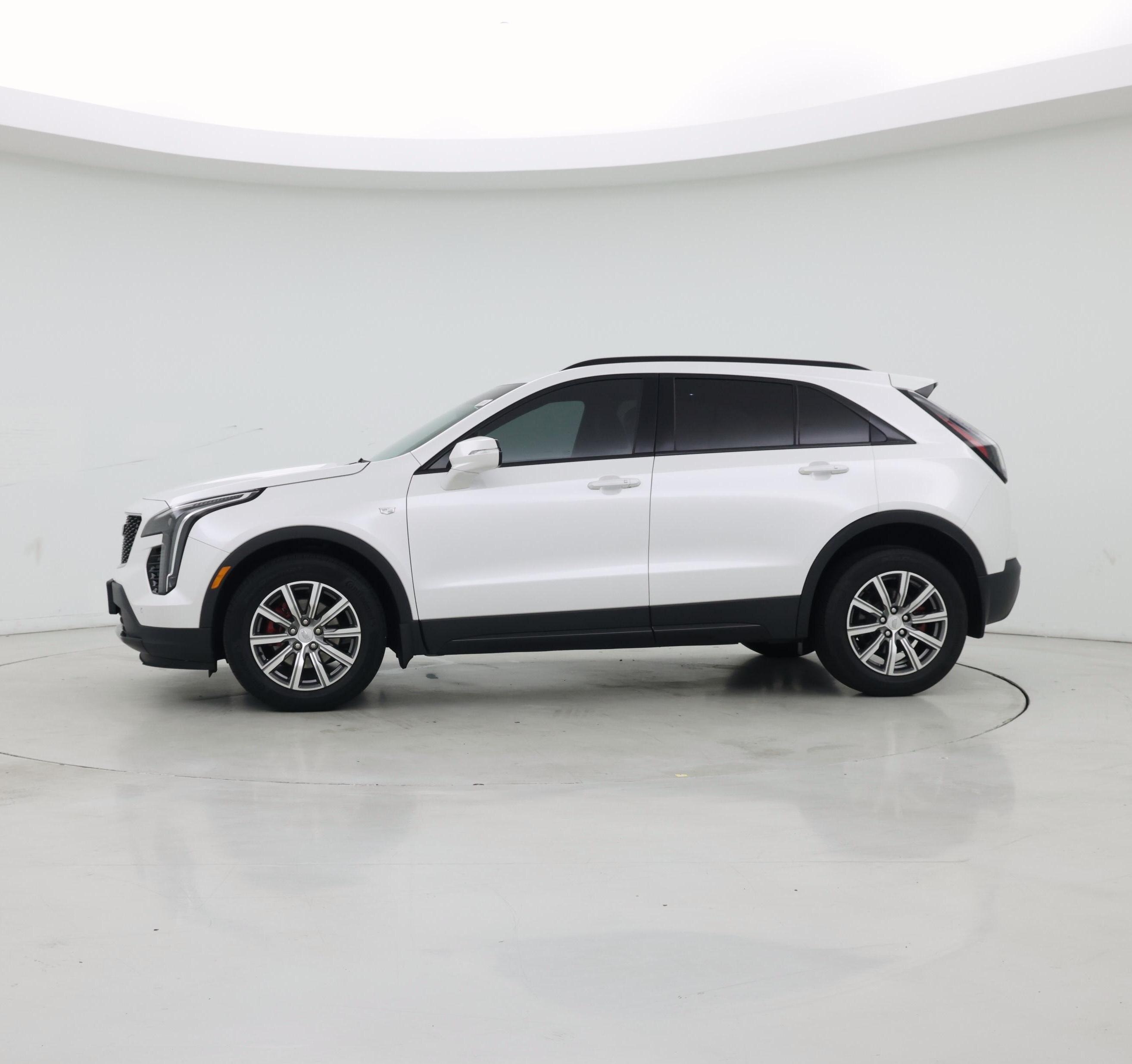 Thumbnail: 2021 Cadillac XT4 - 3