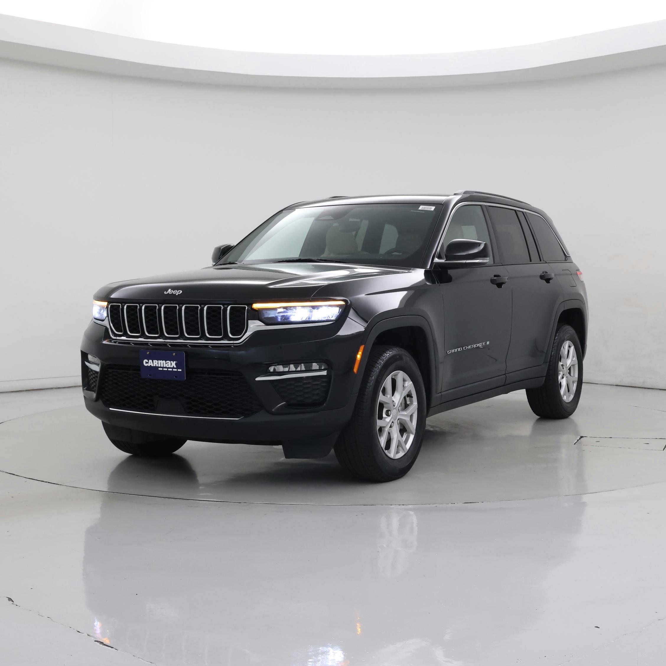 Thumbnail: 2023 Jeep Grand Cherokee - 4