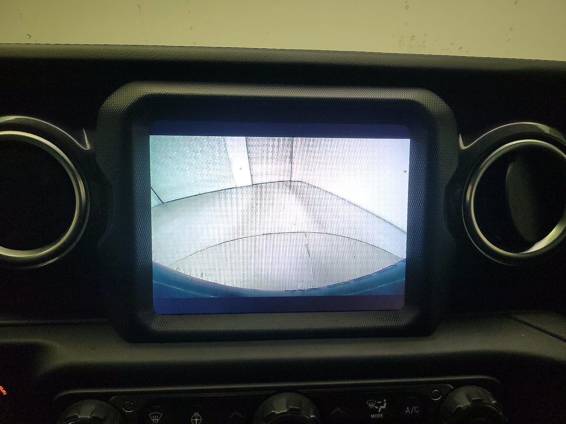 Thumbnail: 2021 Jeep Wrangler - 15