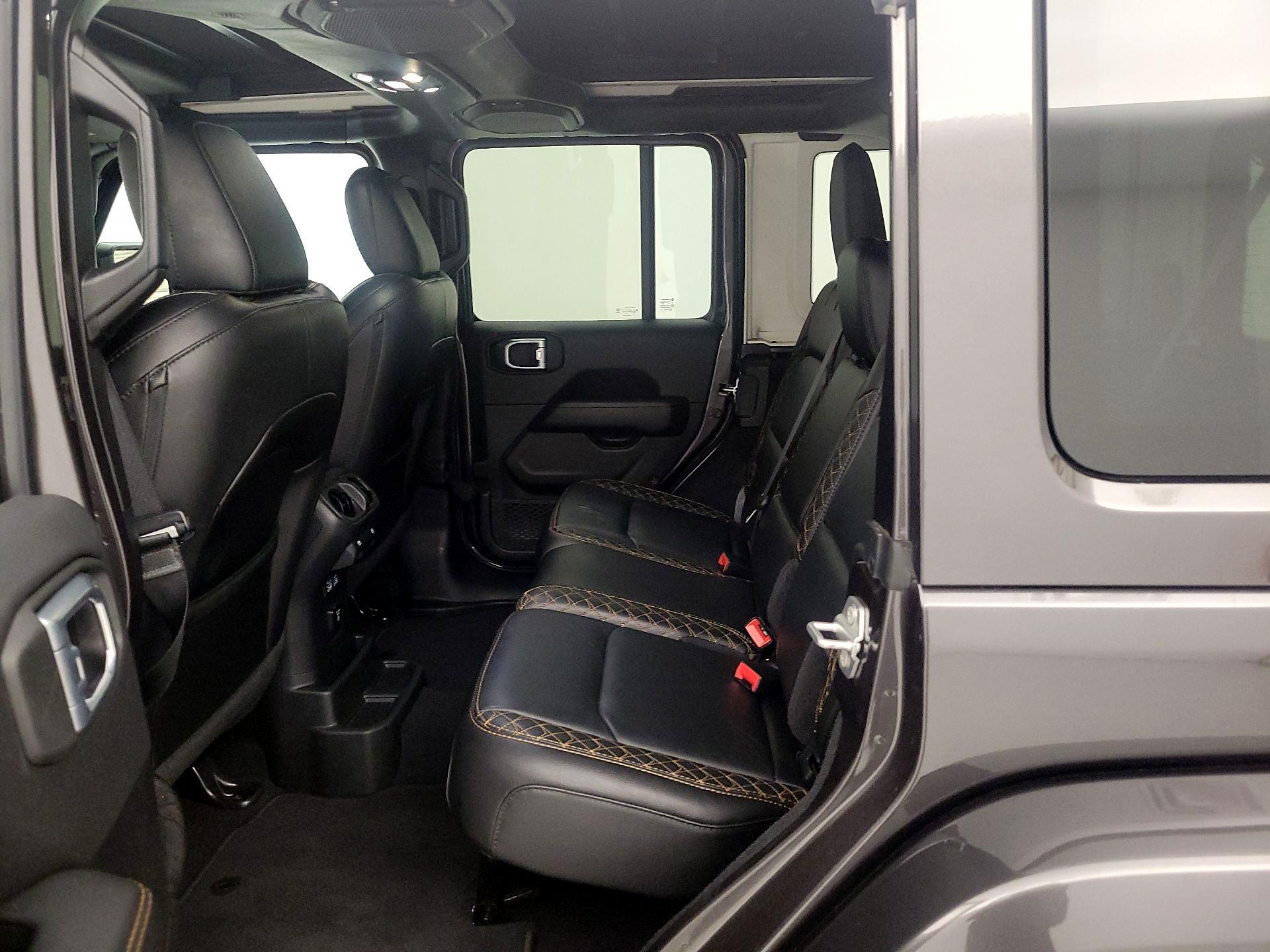 Thumbnail: 2021 Jeep Wrangler - 20