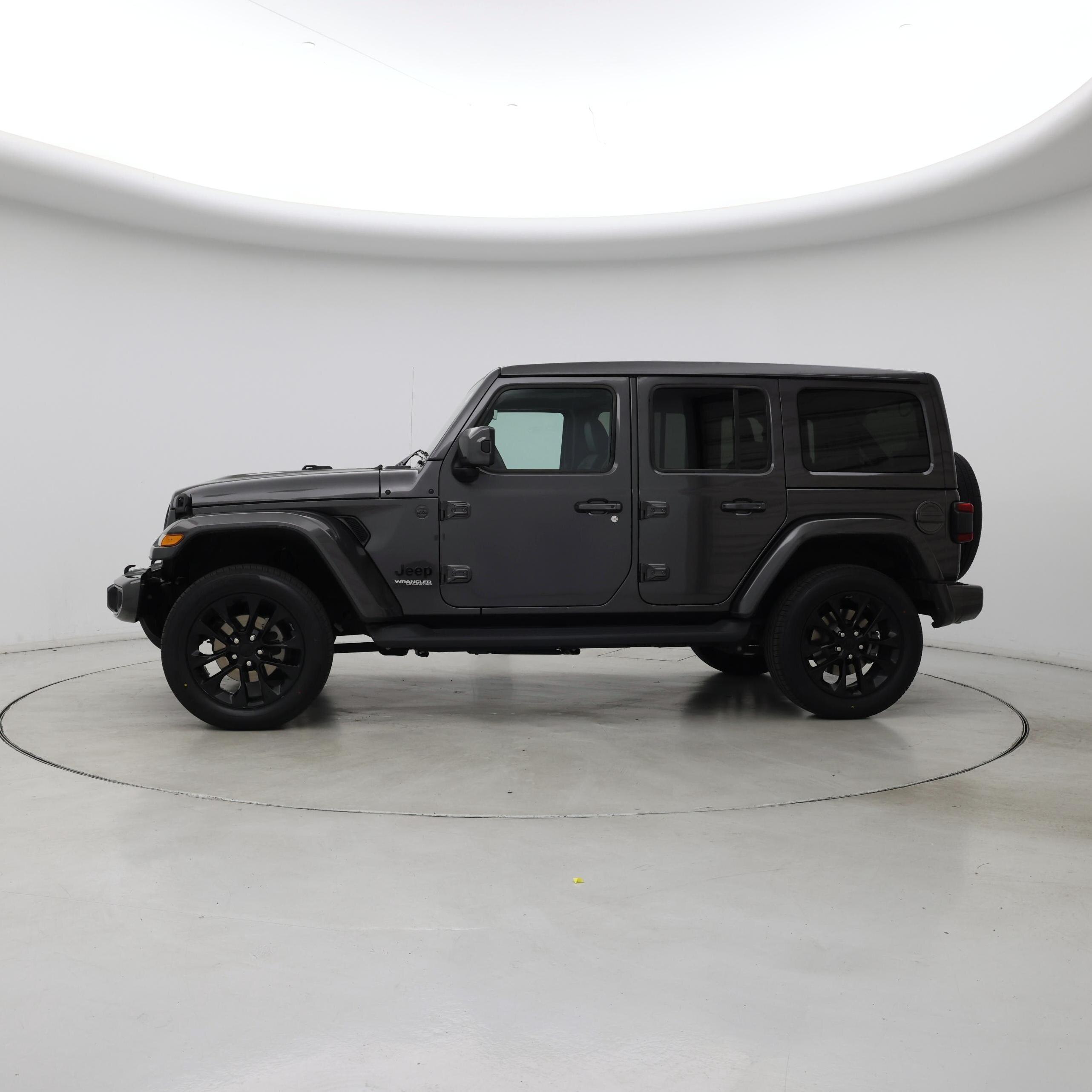Thumbnail: 2021 Jeep Wrangler - 3