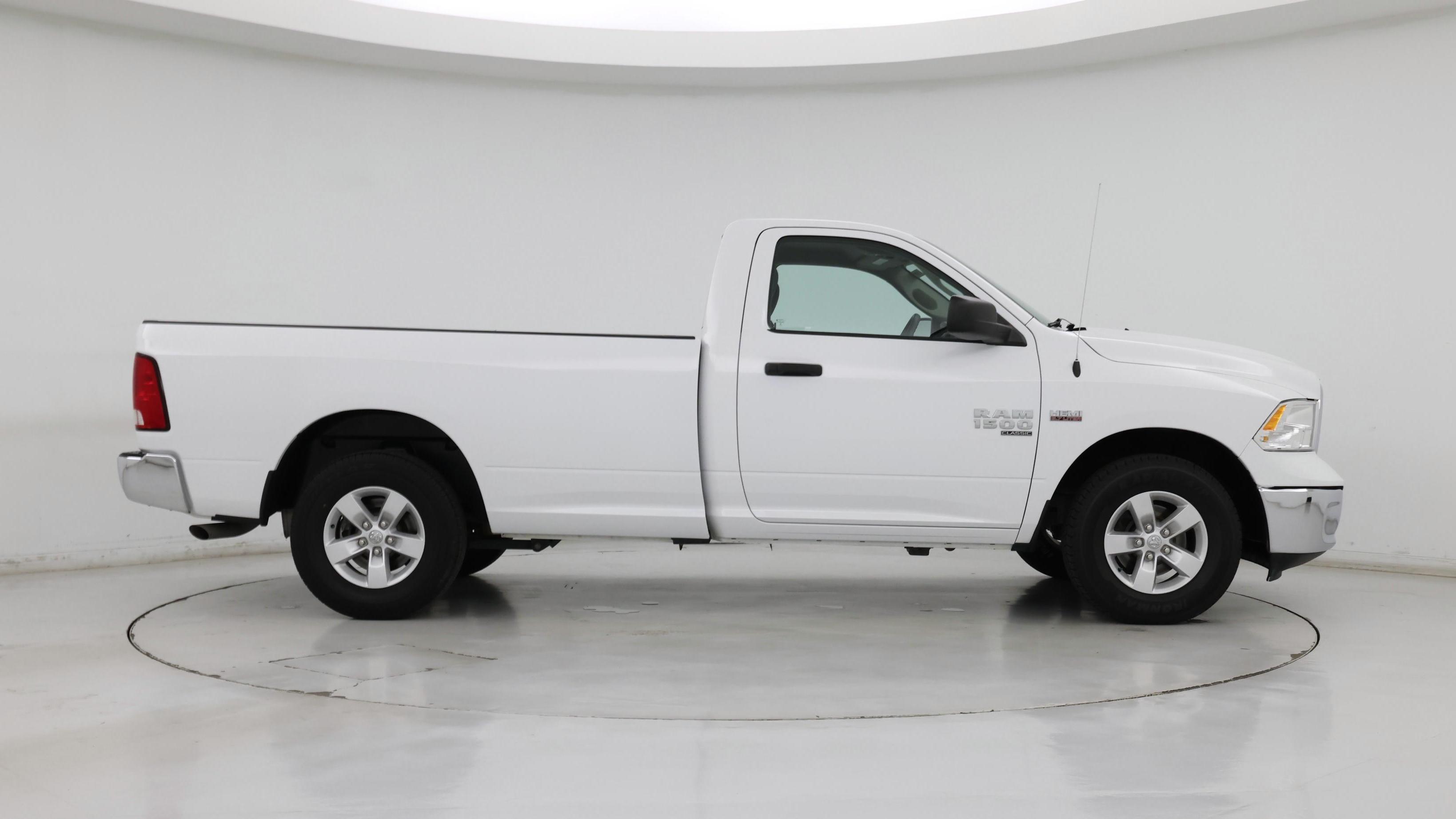 Thumbnail: 2020 RAM 1500 Classic - 7