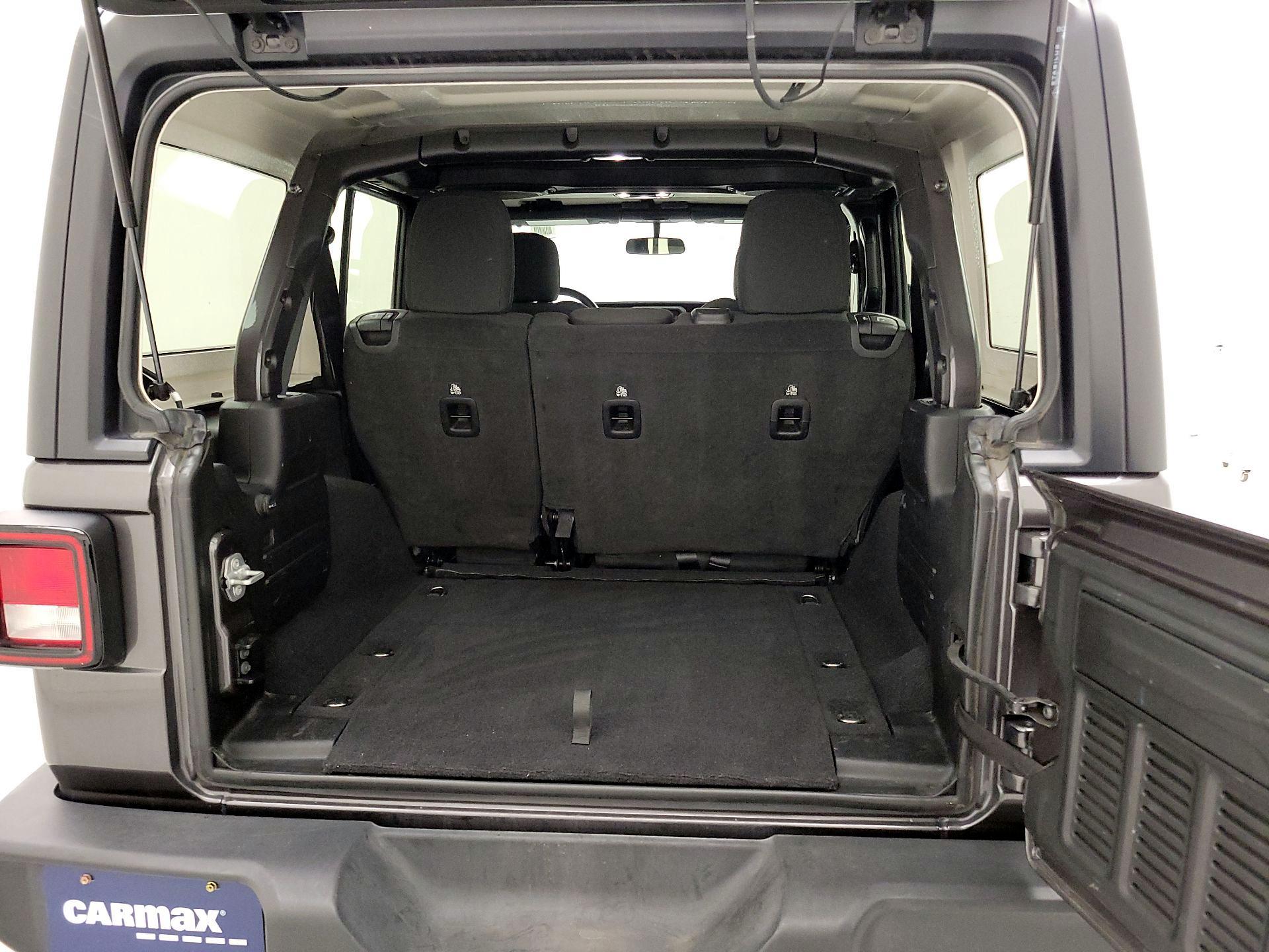 Thumbnail: 2021 Jeep Wrangler - 20