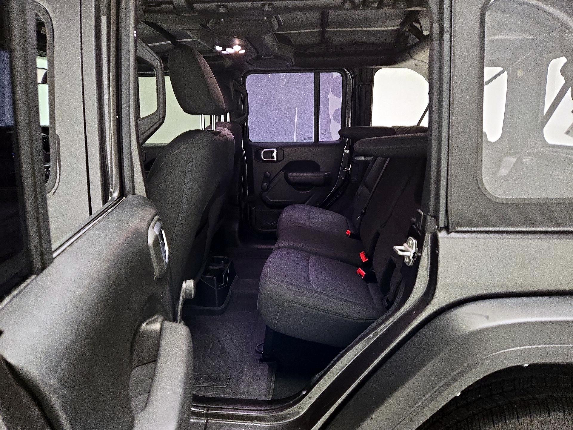 Thumbnail: 2023 Jeep Wrangler - 19