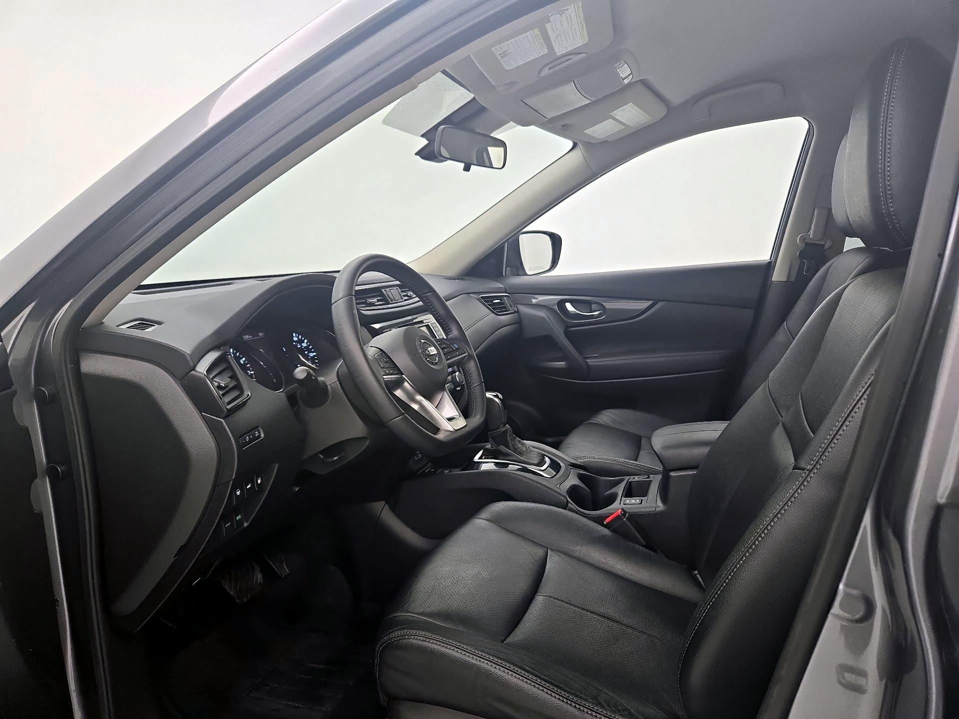 Thumbnail: 2020 Nissan Rogue - 11