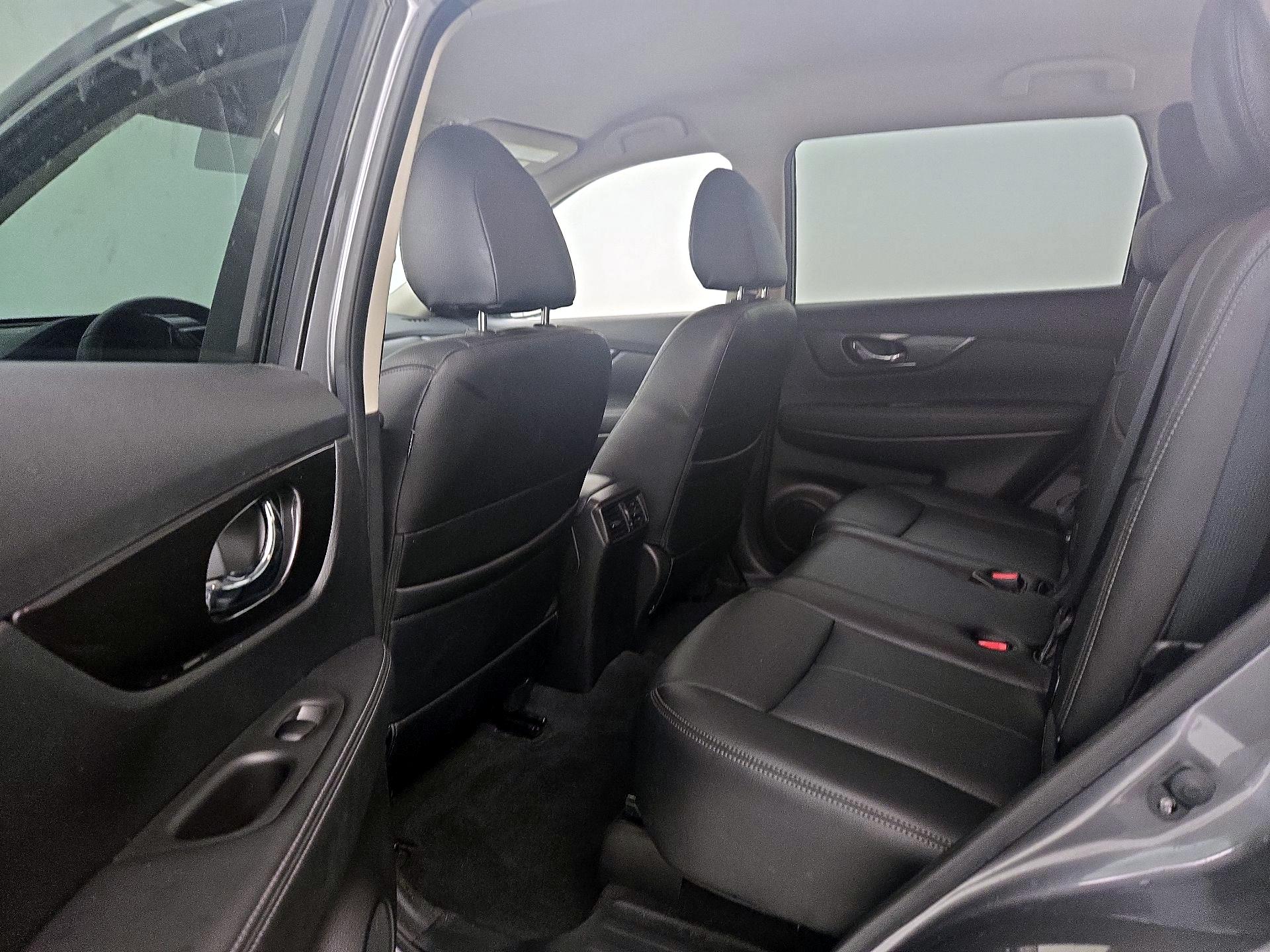 Thumbnail: 2020 Nissan Rogue - 19