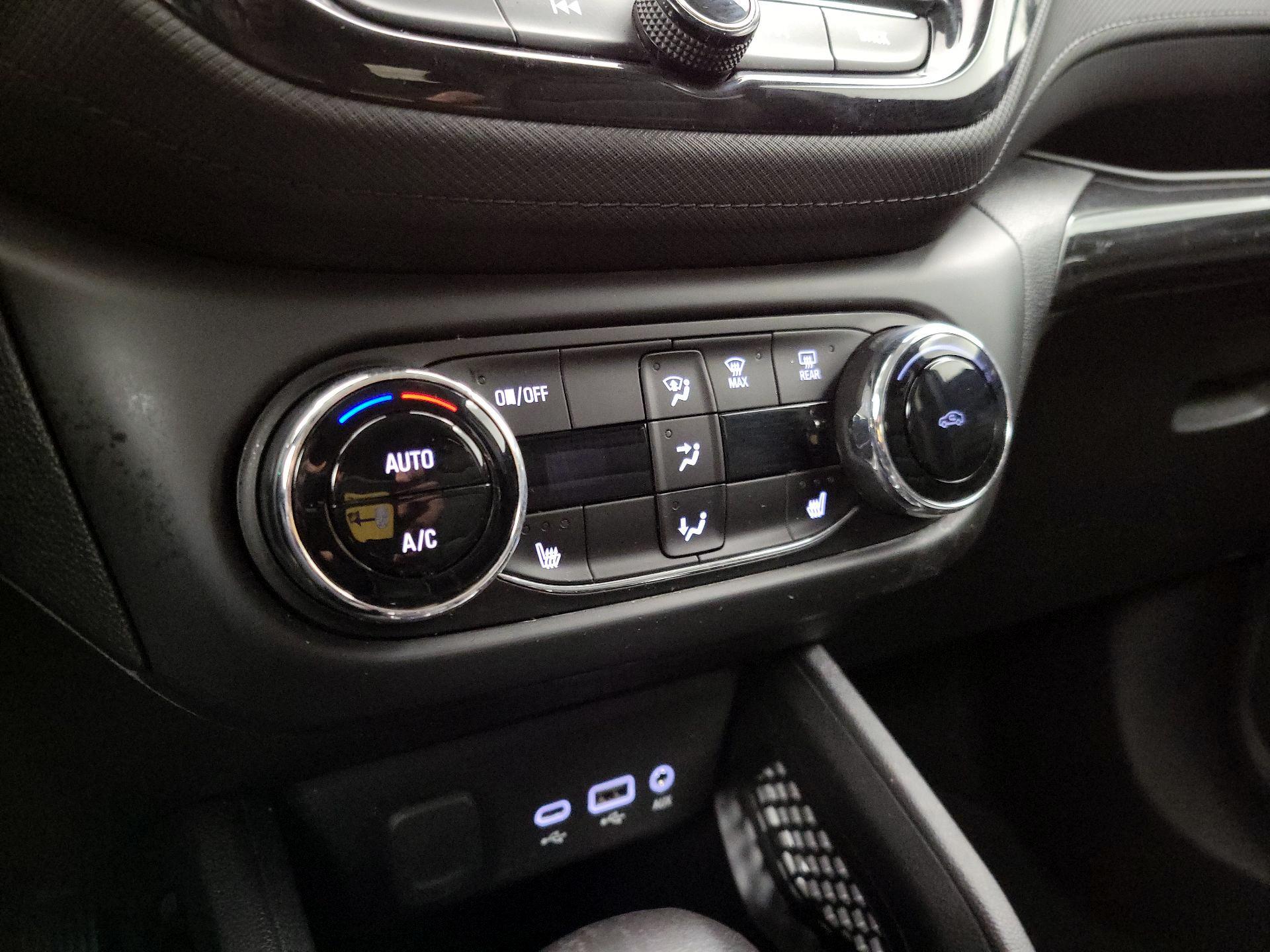 Thumbnail: 2021 Chevrolet TrailBlazer - 16