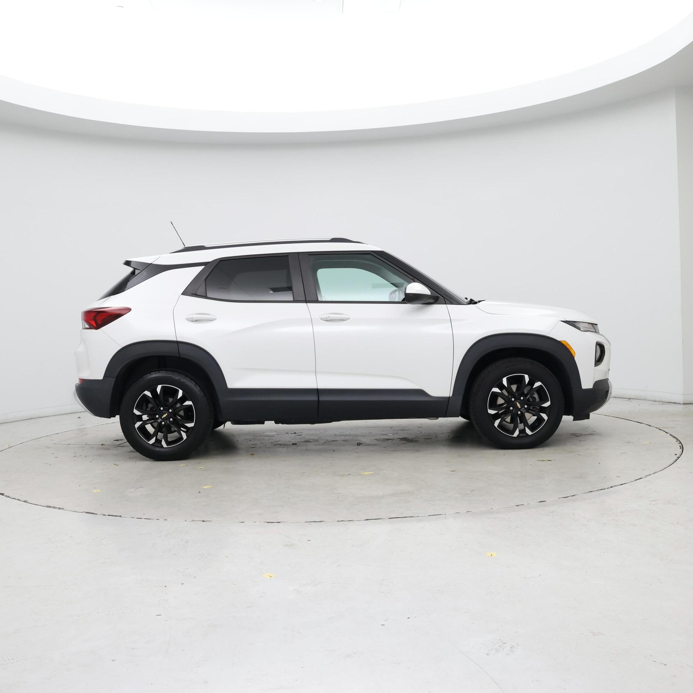 Thumbnail: 2021 Chevrolet TrailBlazer - 7