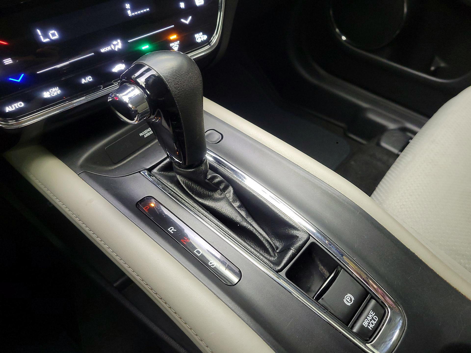 Thumbnail: 2020 Honda HR-V - 17