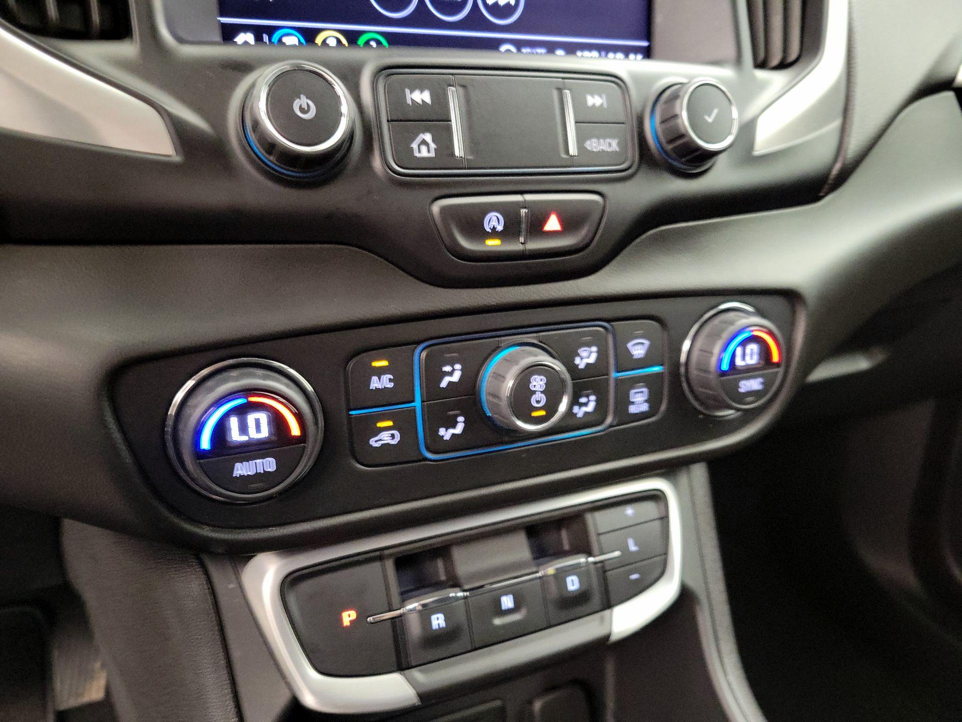 Thumbnail: 2022 GMC Terrain - 16