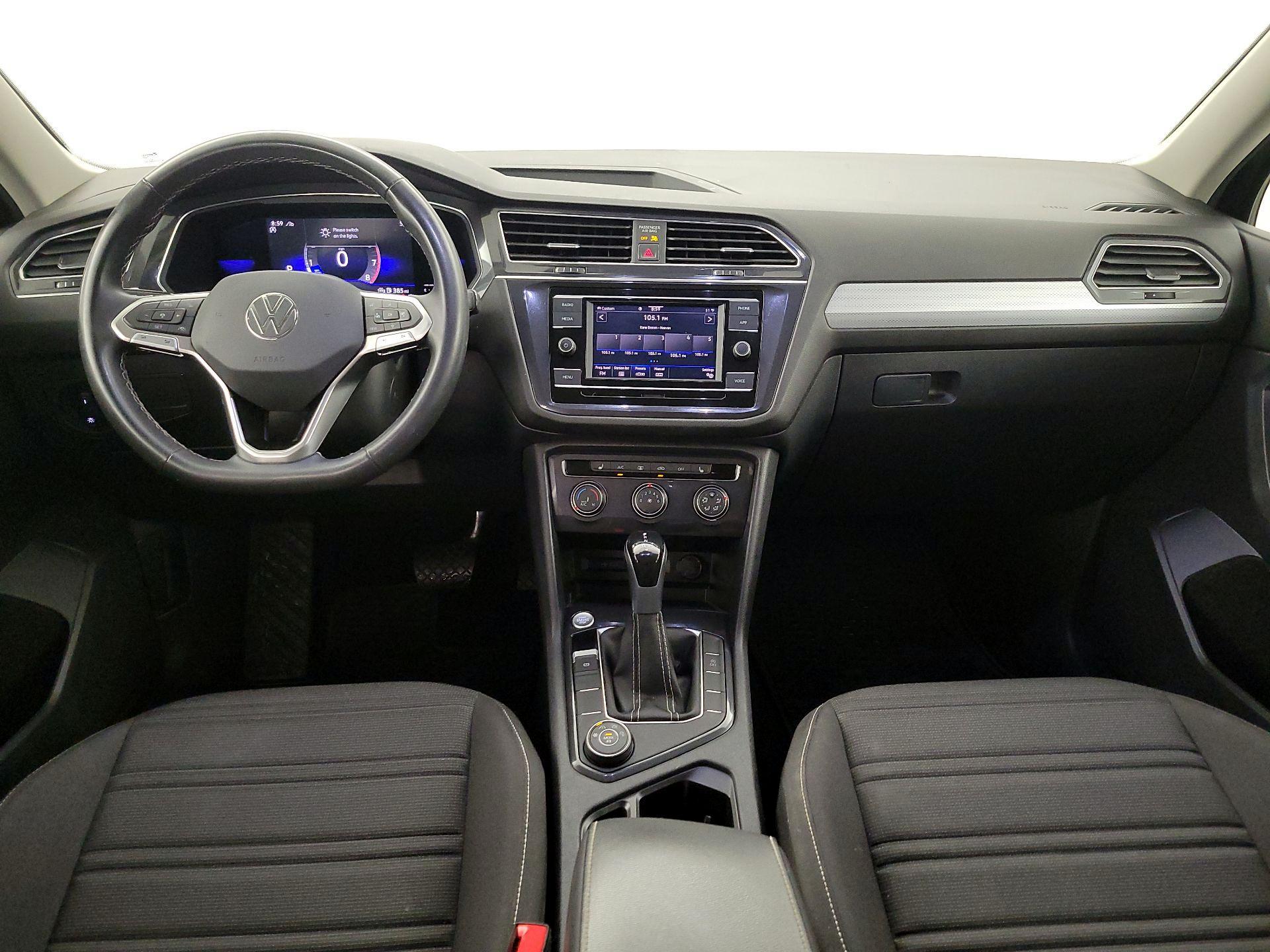 Thumbnail: 2022 Volkswagen Tiguan - 9