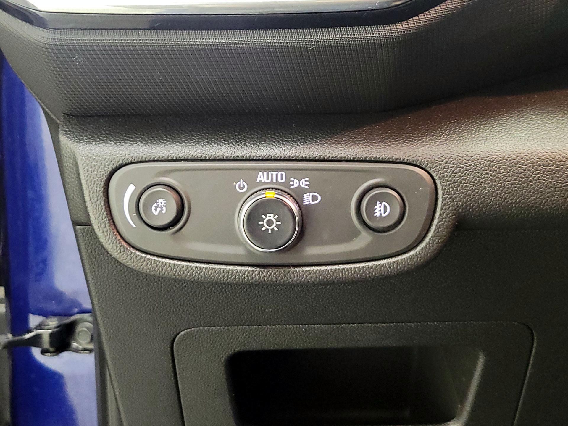 Thumbnail: 2023 Chevrolet TrailBlazer - 13