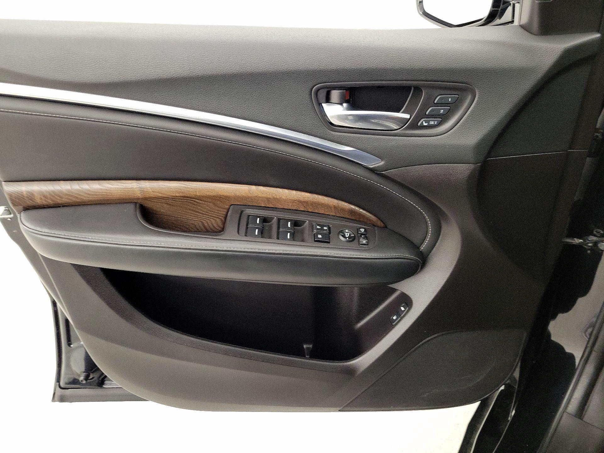 Thumbnail: 2020 Acura MDX - 12