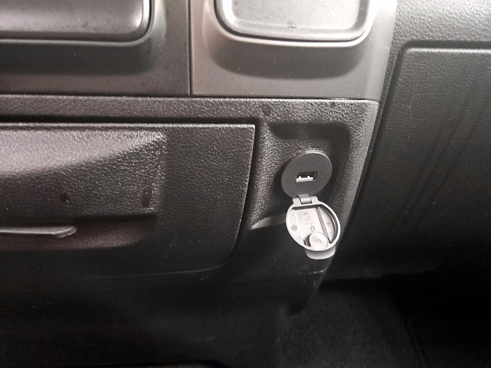 Thumbnail: 2022 RAM 1500 Classic - 18