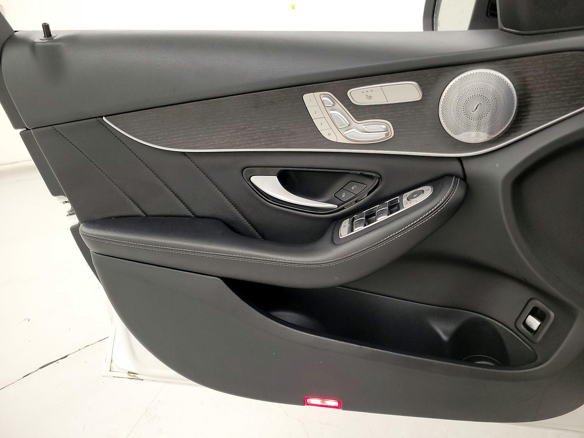 Thumbnail: 2021 Mercedes-Benz C-Class - 12