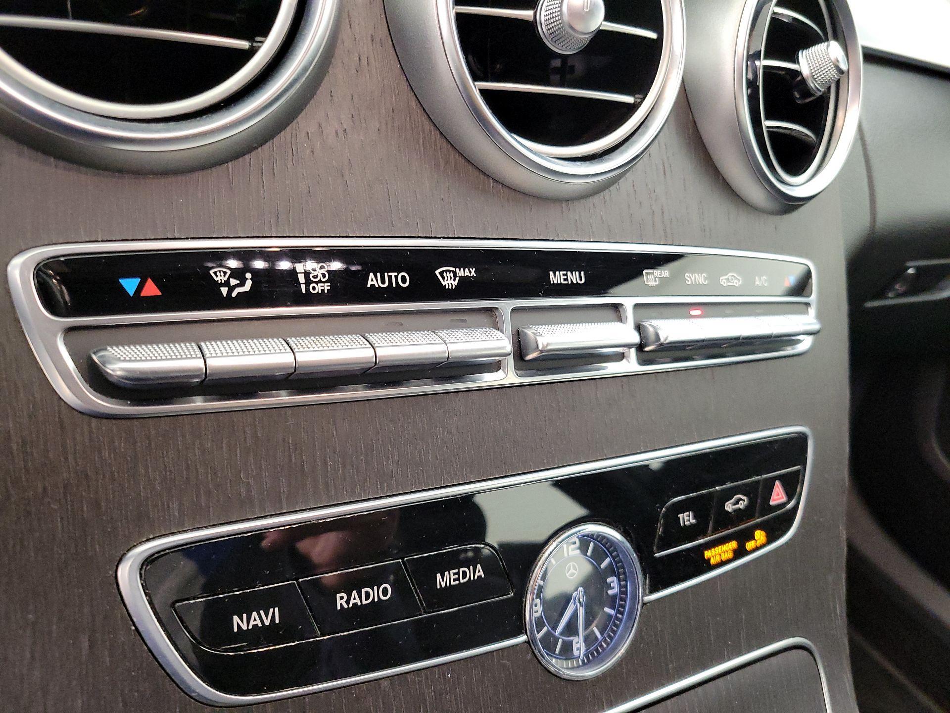 Thumbnail: 2021 Mercedes-Benz C-Class - 17