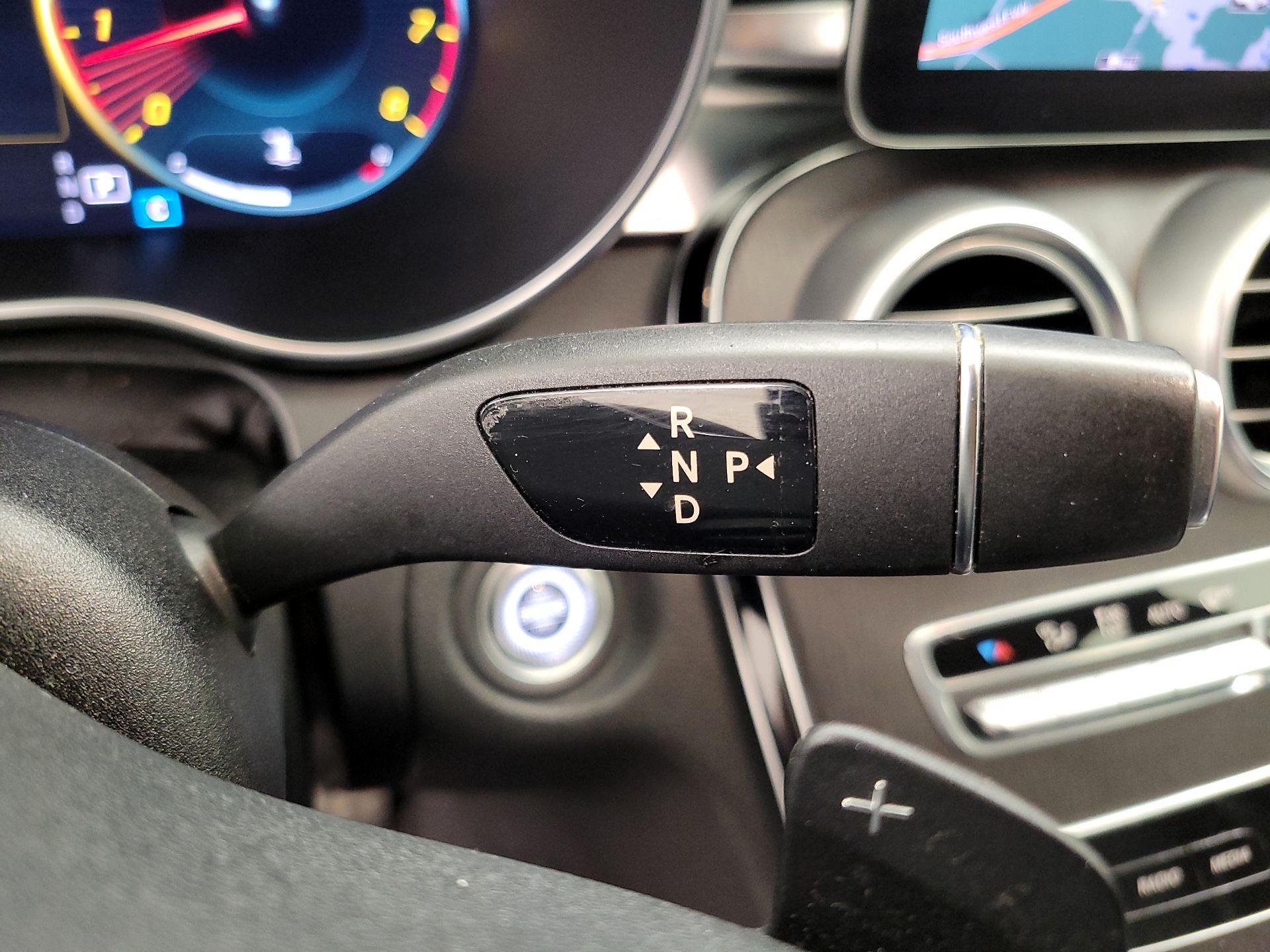 Thumbnail: 2021 Mercedes-Benz C-Class - 18