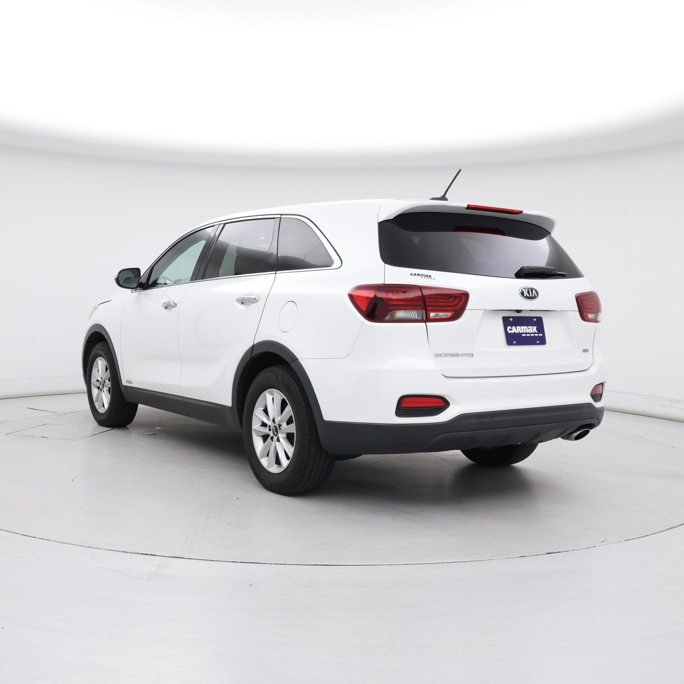 Thumbnail: 2019 Kia Sorento - 2