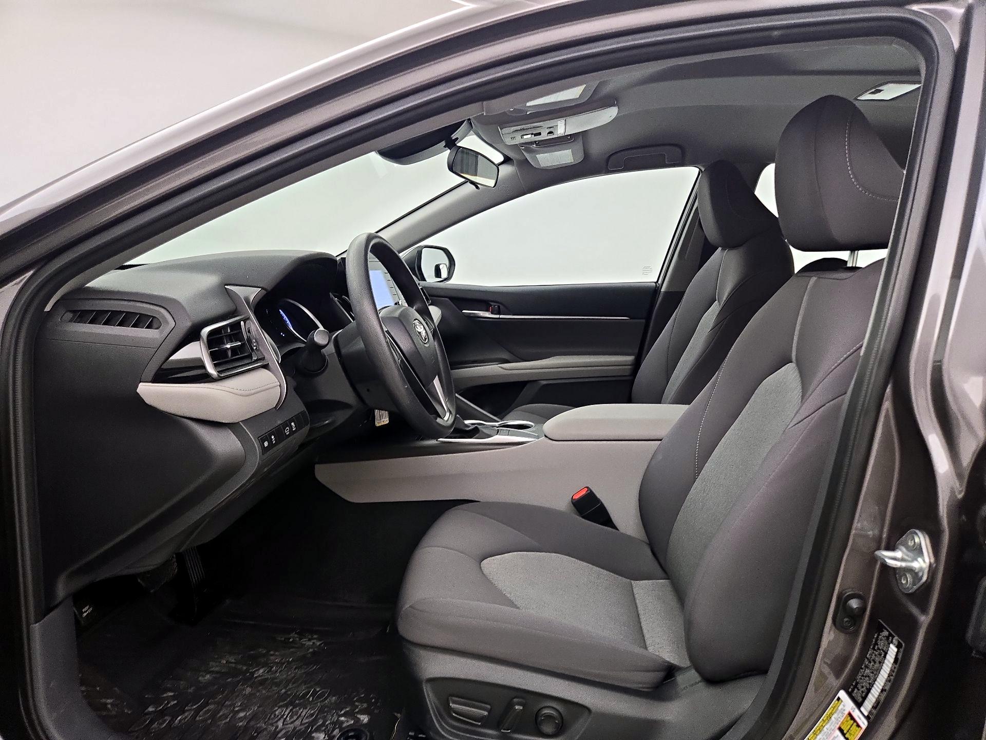 Thumbnail: 2023 Toyota Camry - 11