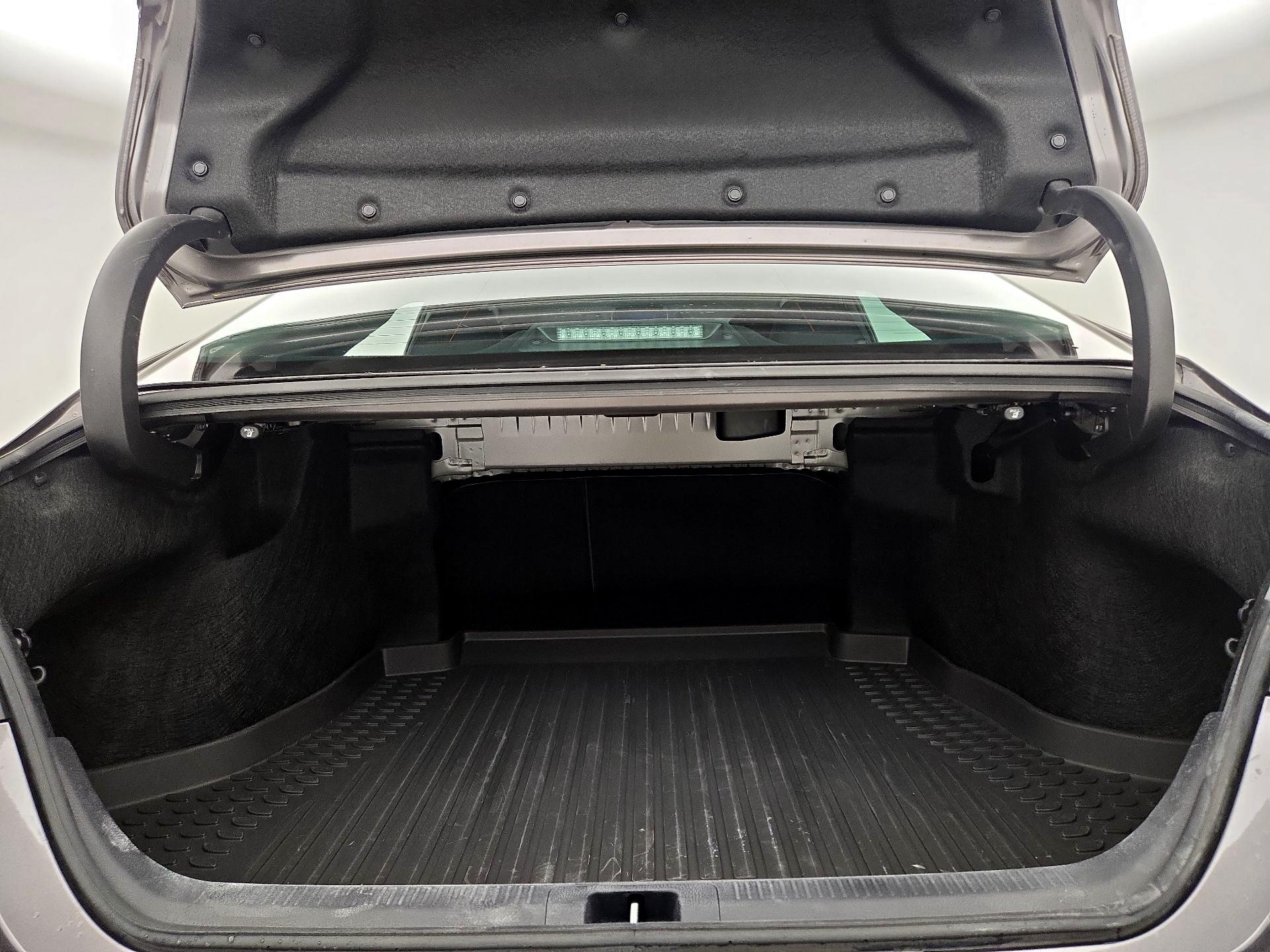 Thumbnail: 2023 Toyota Camry - 20