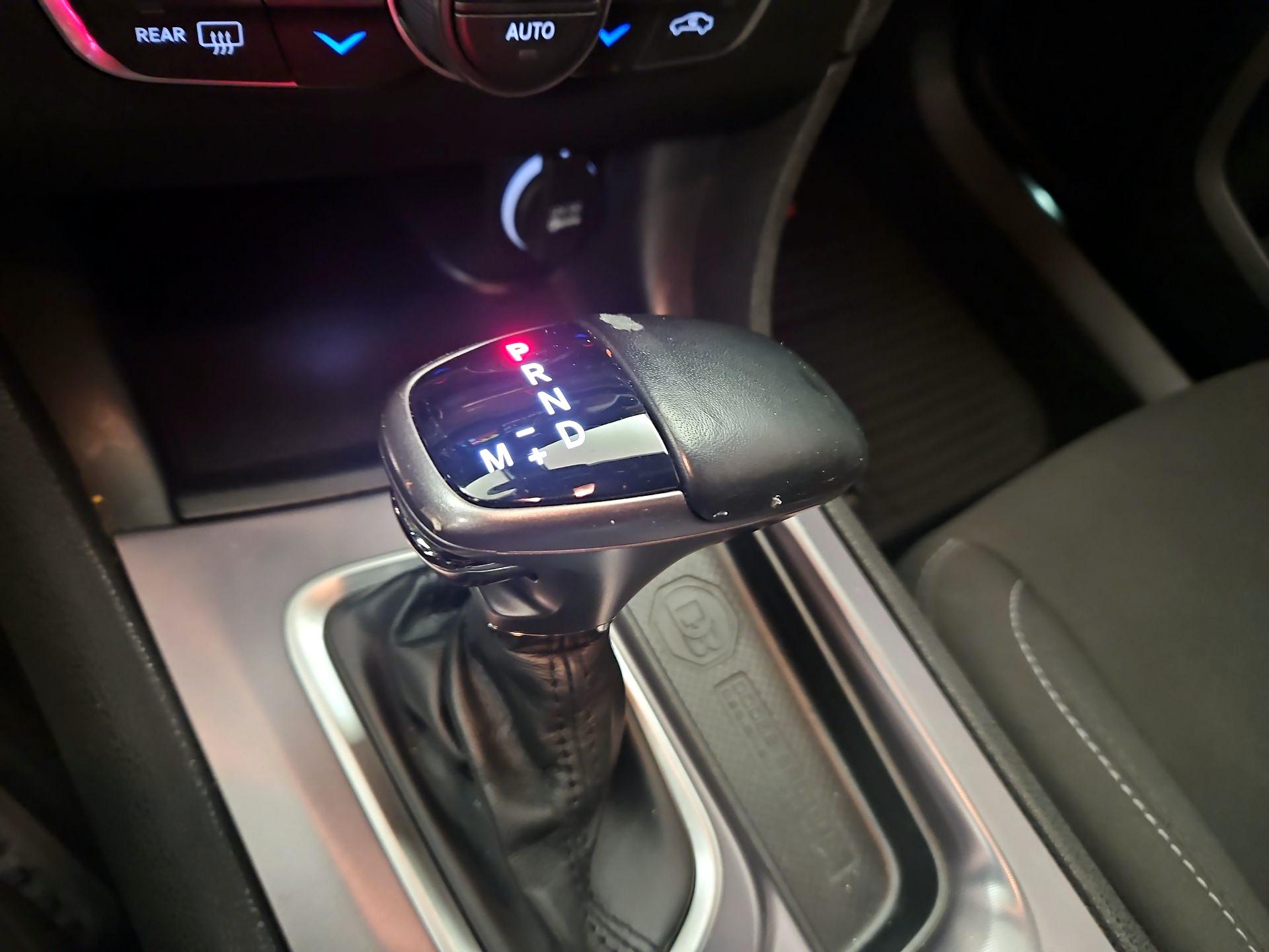 Thumbnail: 2020 Dodge Charger - 17