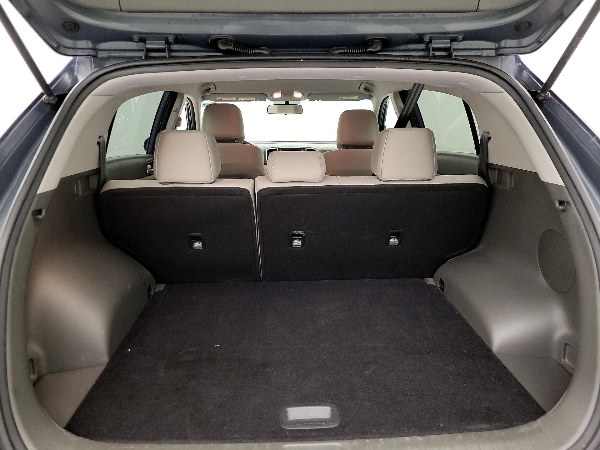 Thumbnail: 2017 Kia Sportage - 20