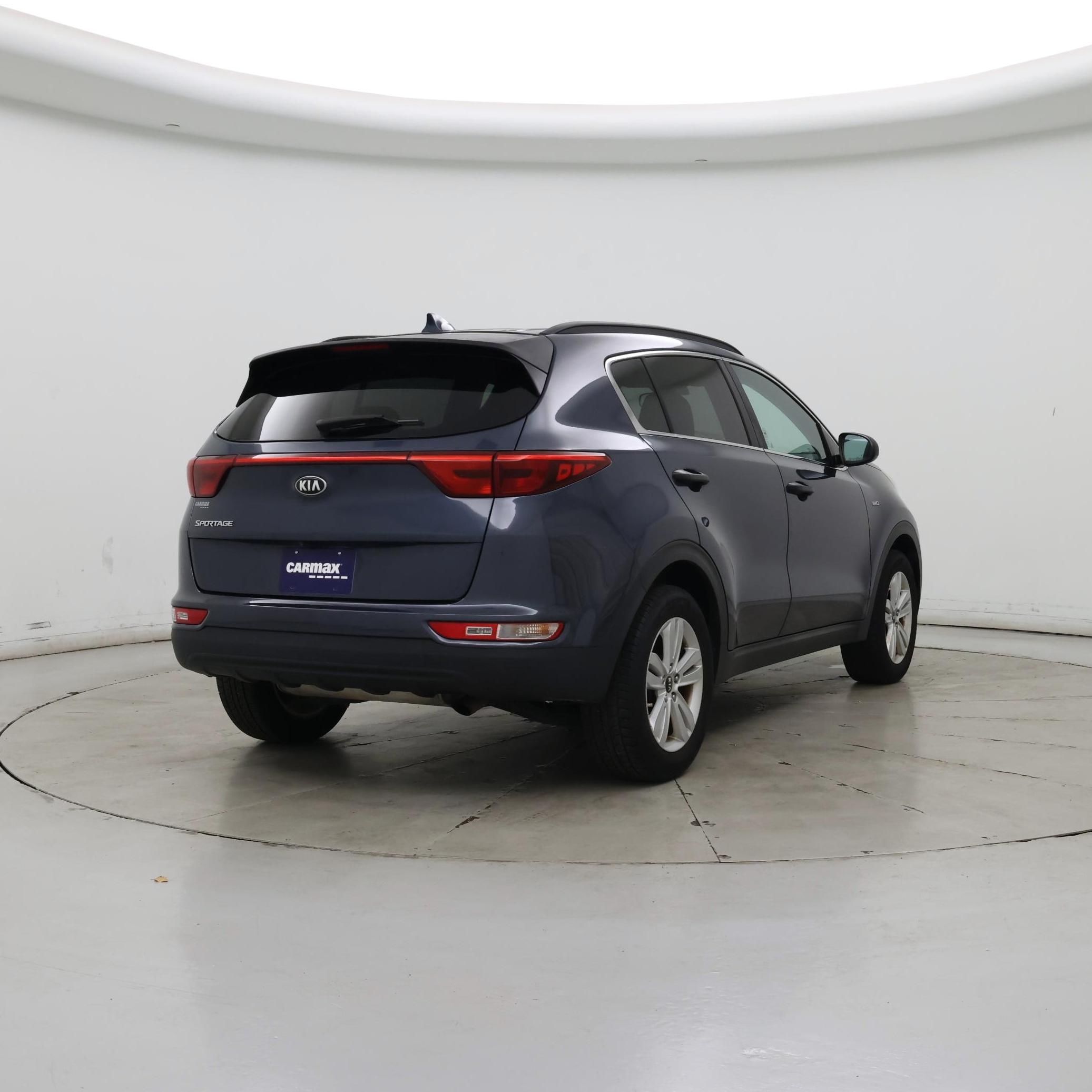 Thumbnail: 2017 Kia Sportage - 8