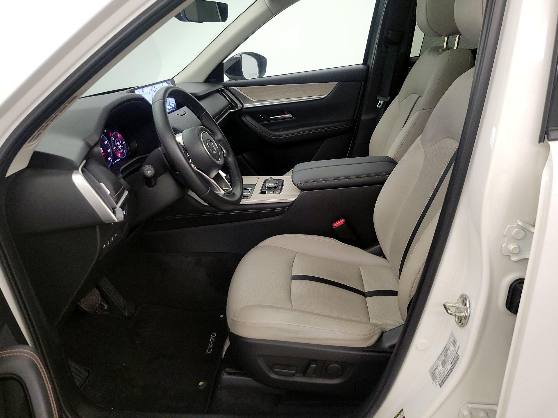 Thumbnail: 2025 Mazda CX-70 - 11