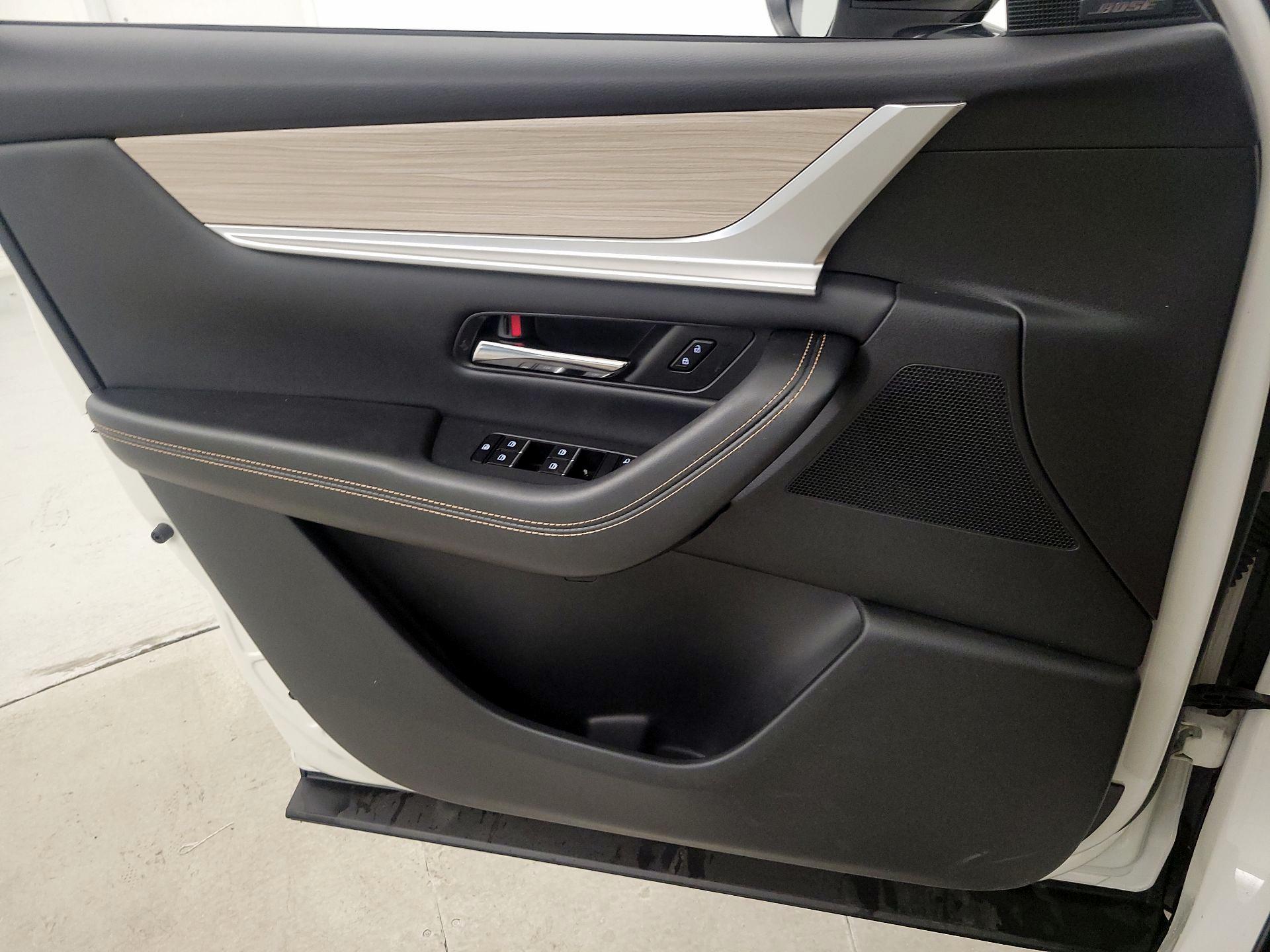 Thumbnail: 2025 Mazda CX-70 - 12