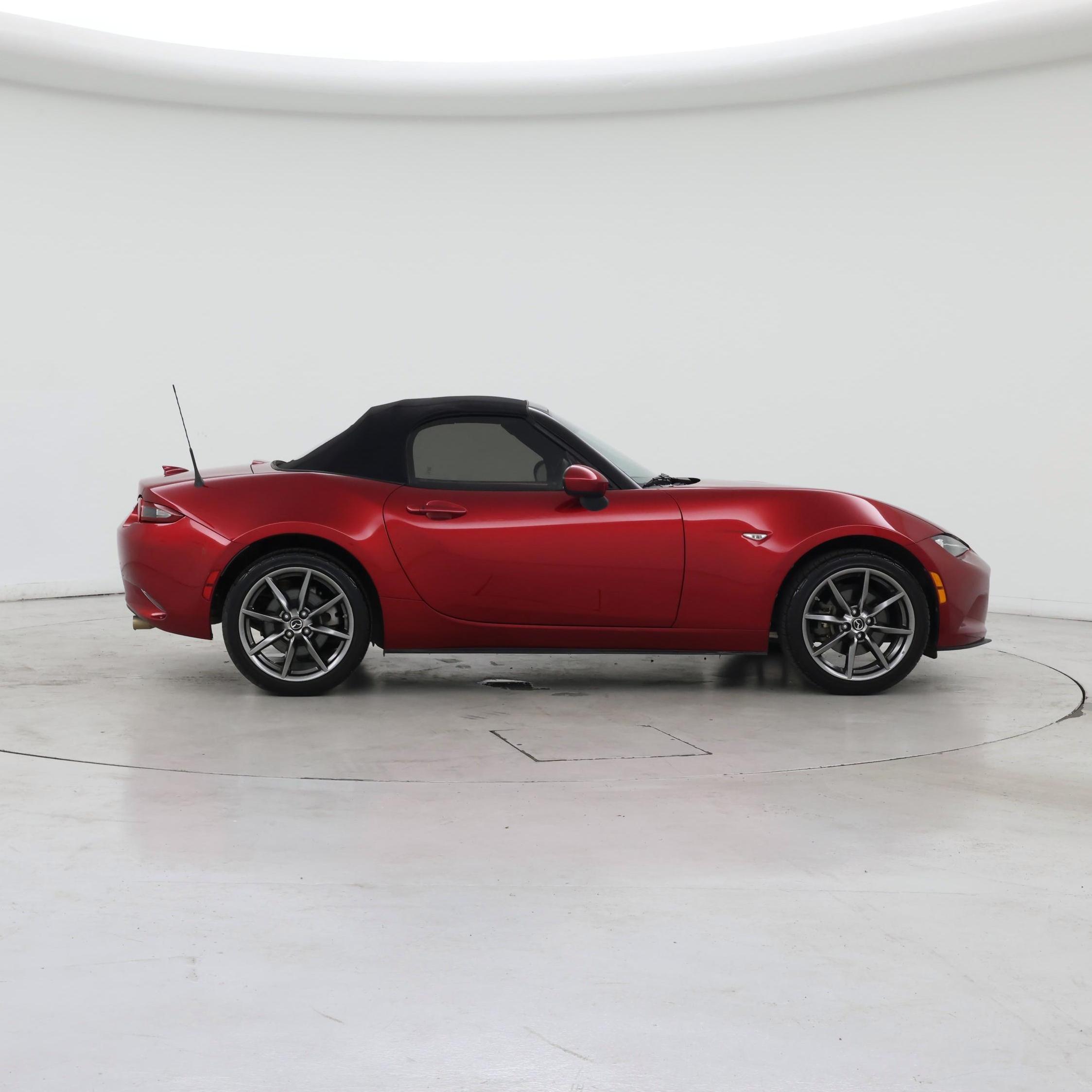 Thumbnail: 2020 Mazda MX-5 Miata - 7