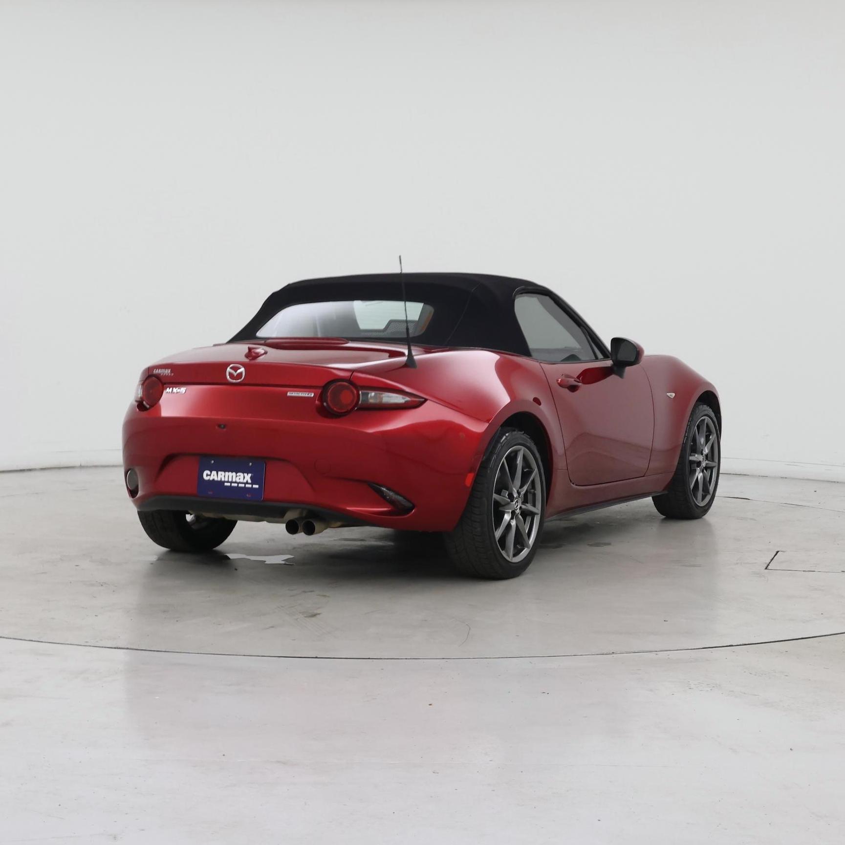 Thumbnail: 2020 Mazda MX-5 Miata - 8