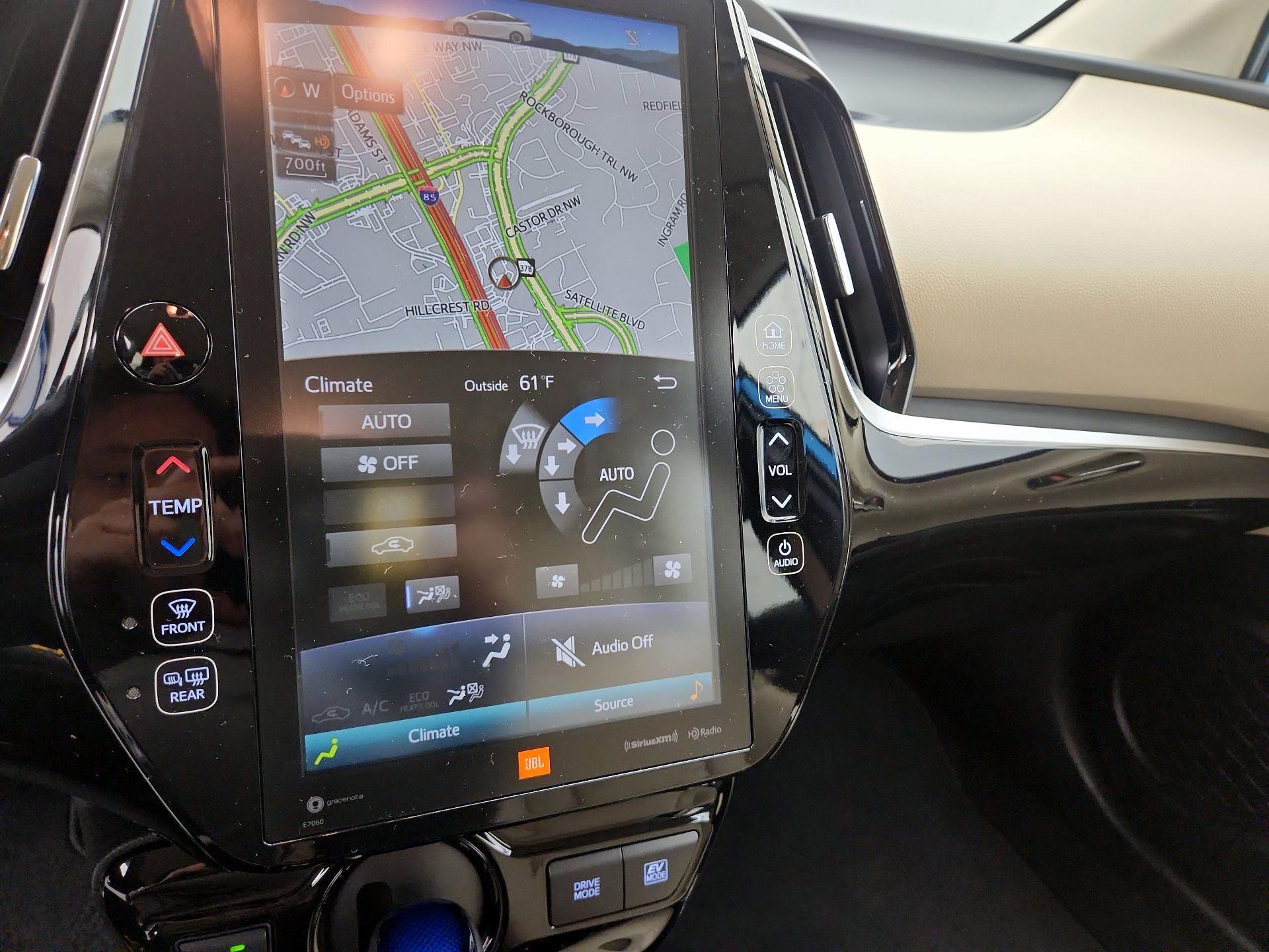 Thumbnail: 2022 Toyota Prius - 16