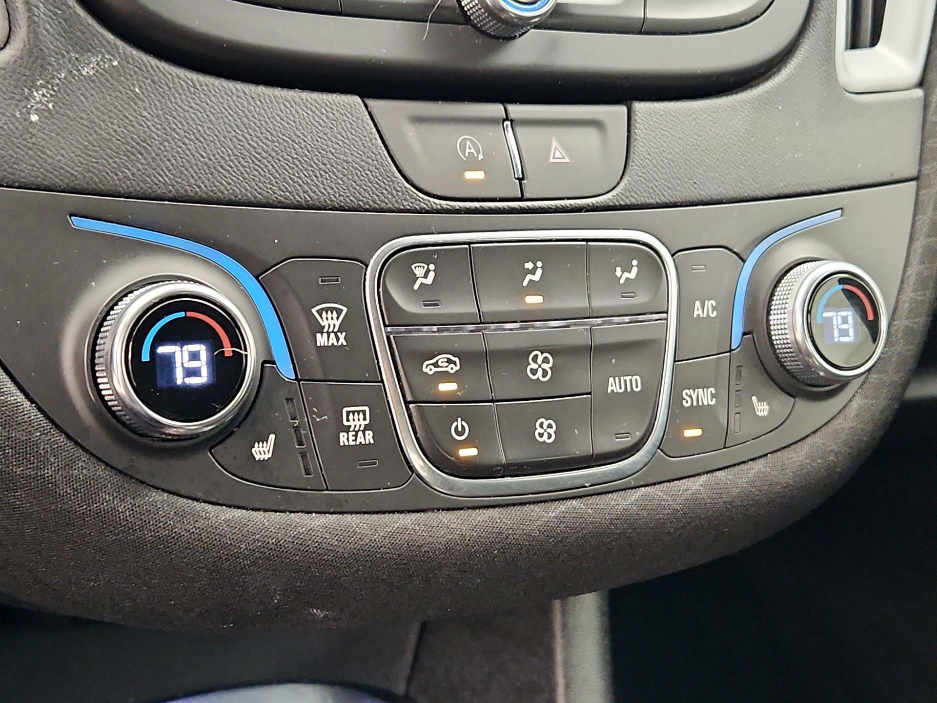 Thumbnail: 2023 Chevrolet Malibu - 16