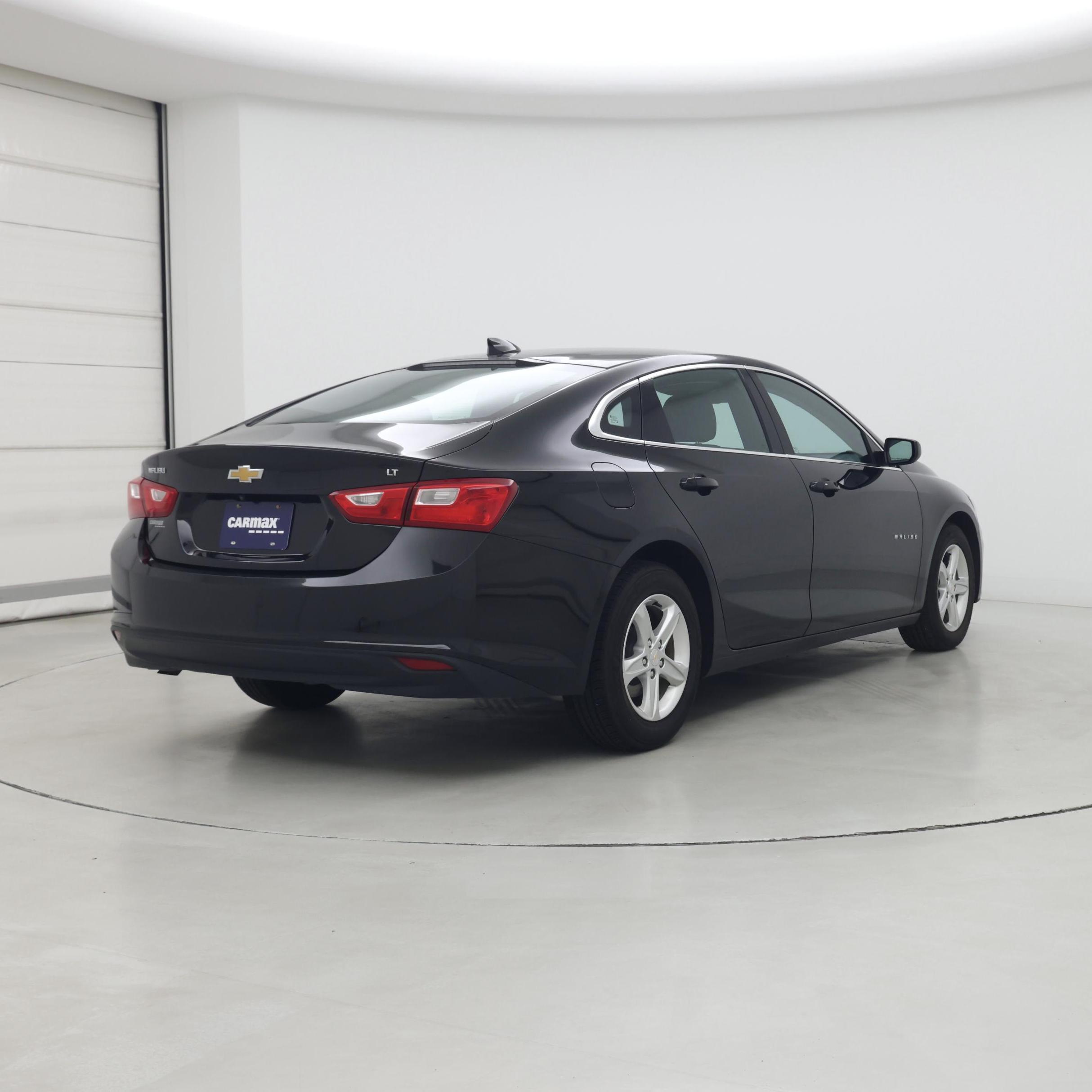 Thumbnail: 2023 Chevrolet Malibu - 8